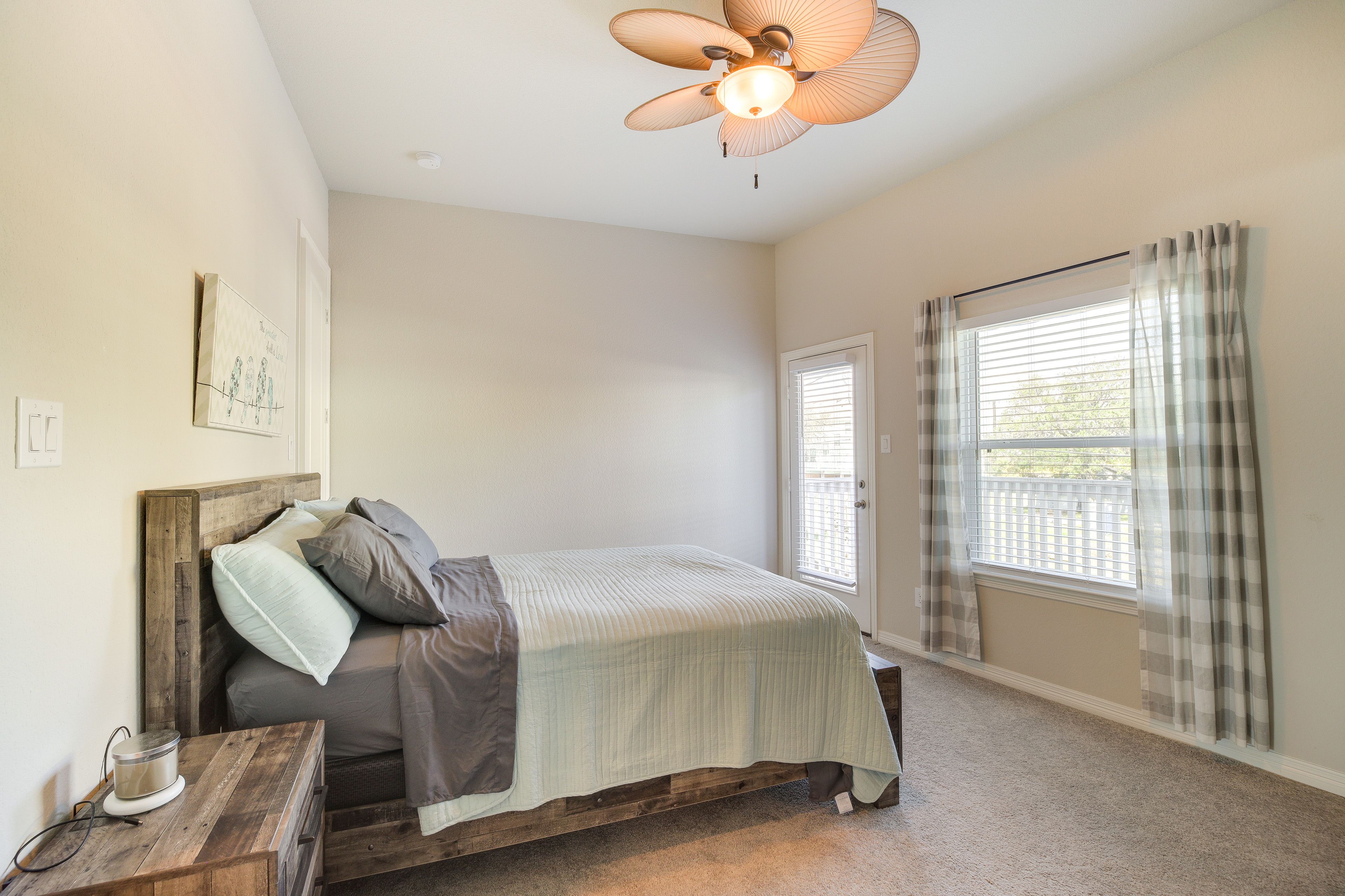Bedroom 1 | Queen Bed | 1st Floor | Linens Provided | Balcony