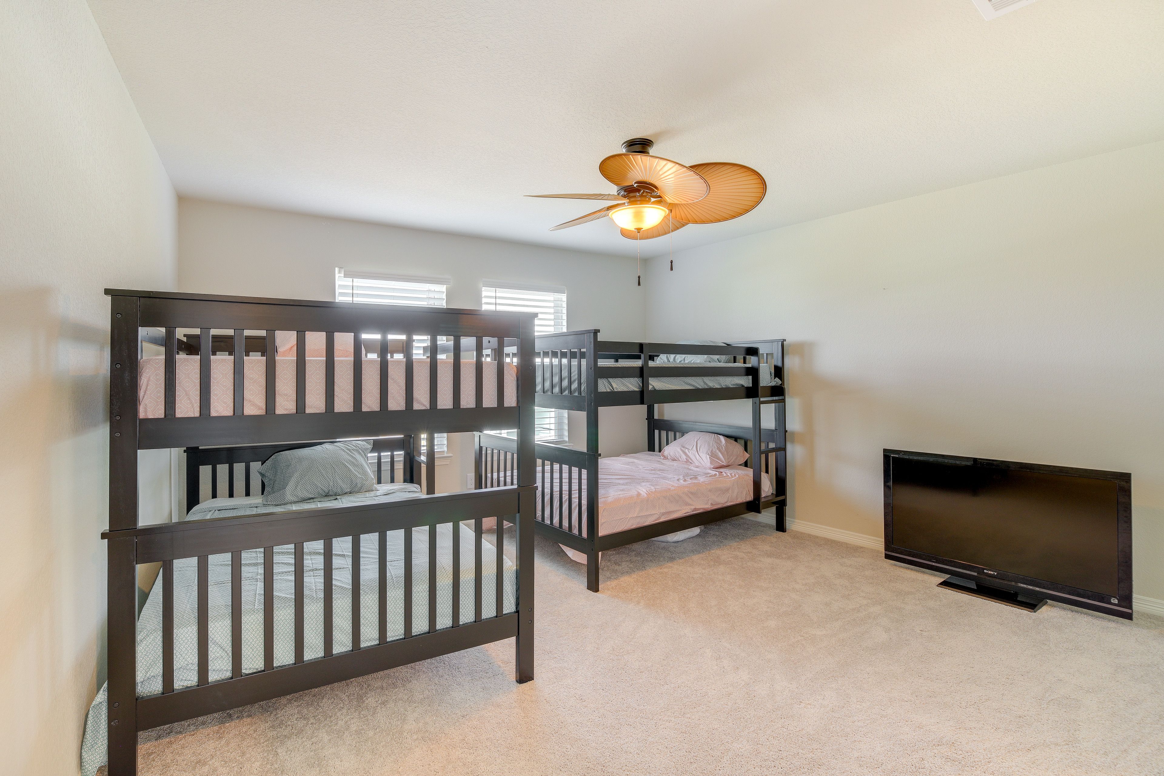 Bedroom 3 | 2 Full Bunk Beds | 2nd Floor | En-Suite Bathroom