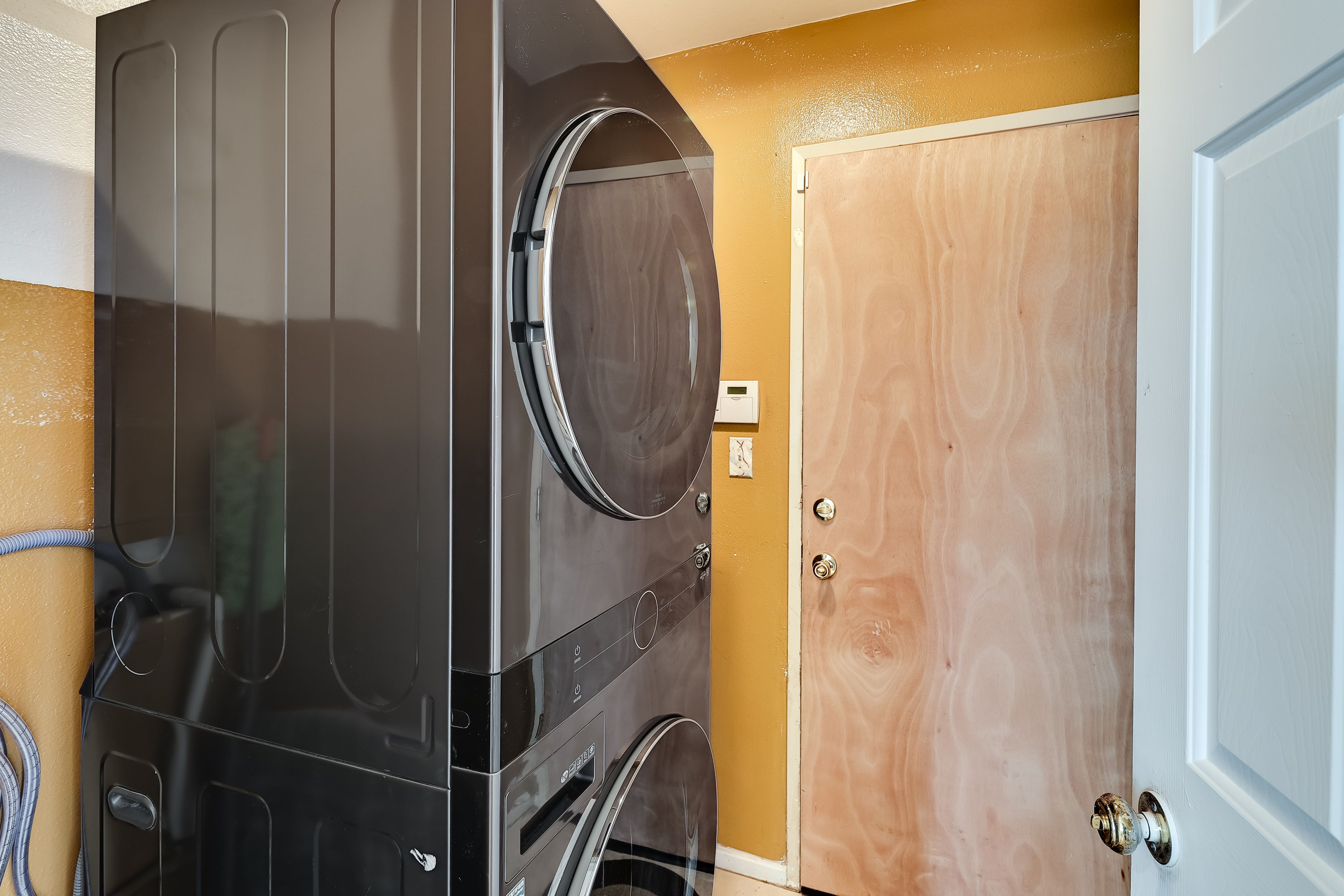 Washer & Dryer