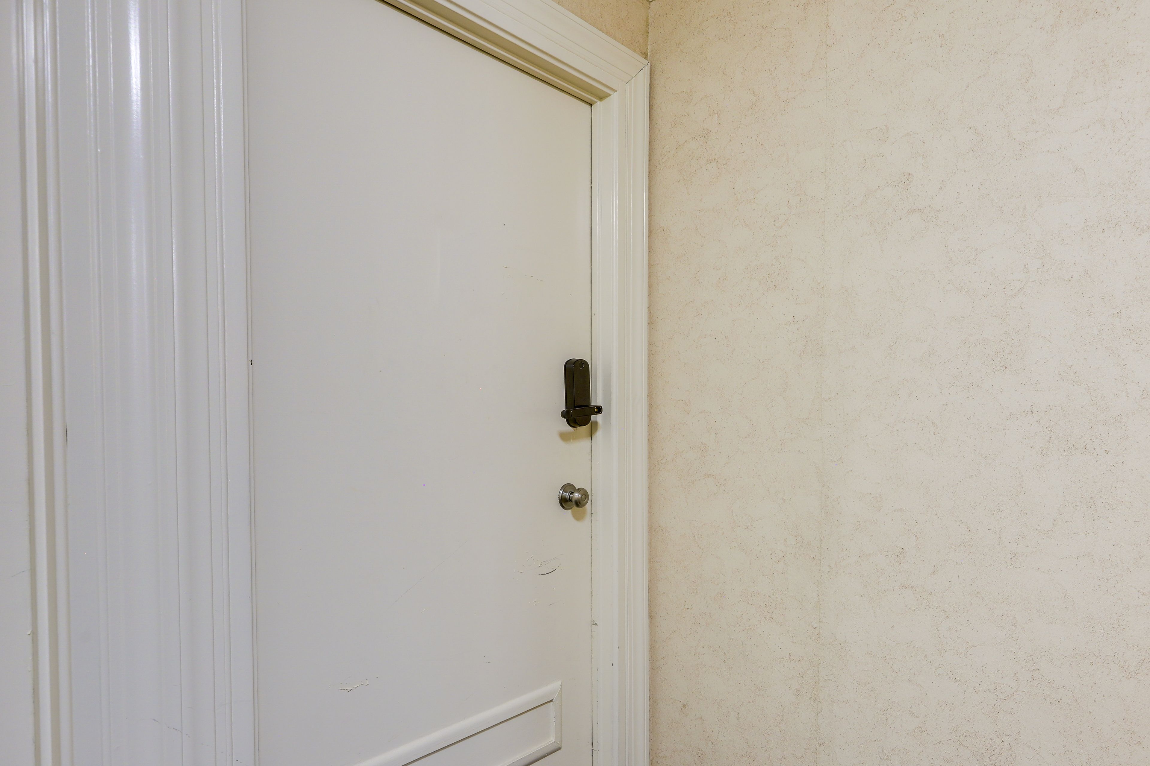 Front Door | Keyless Entry