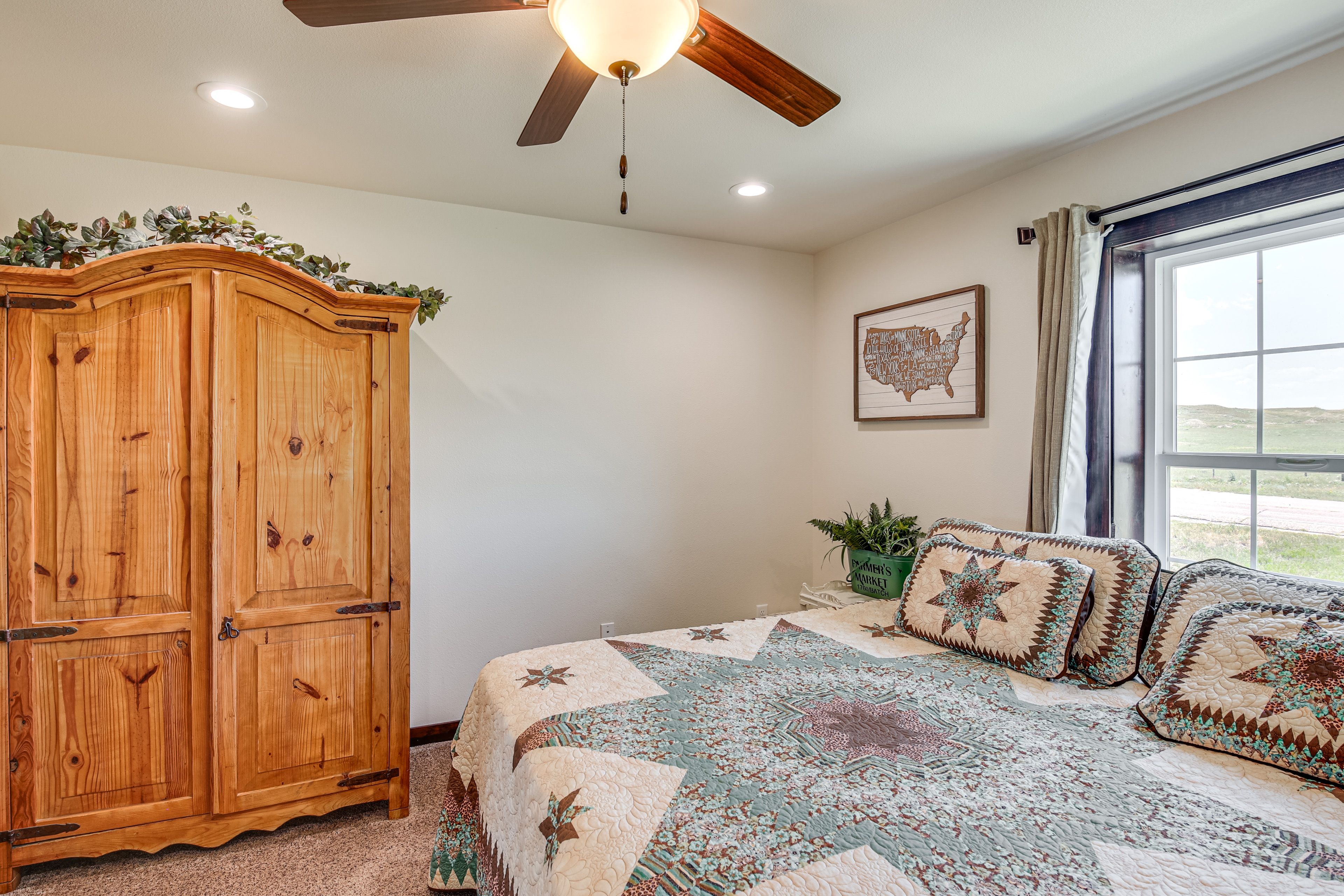 Bedroom 1 | King Bed | 2nd Floor