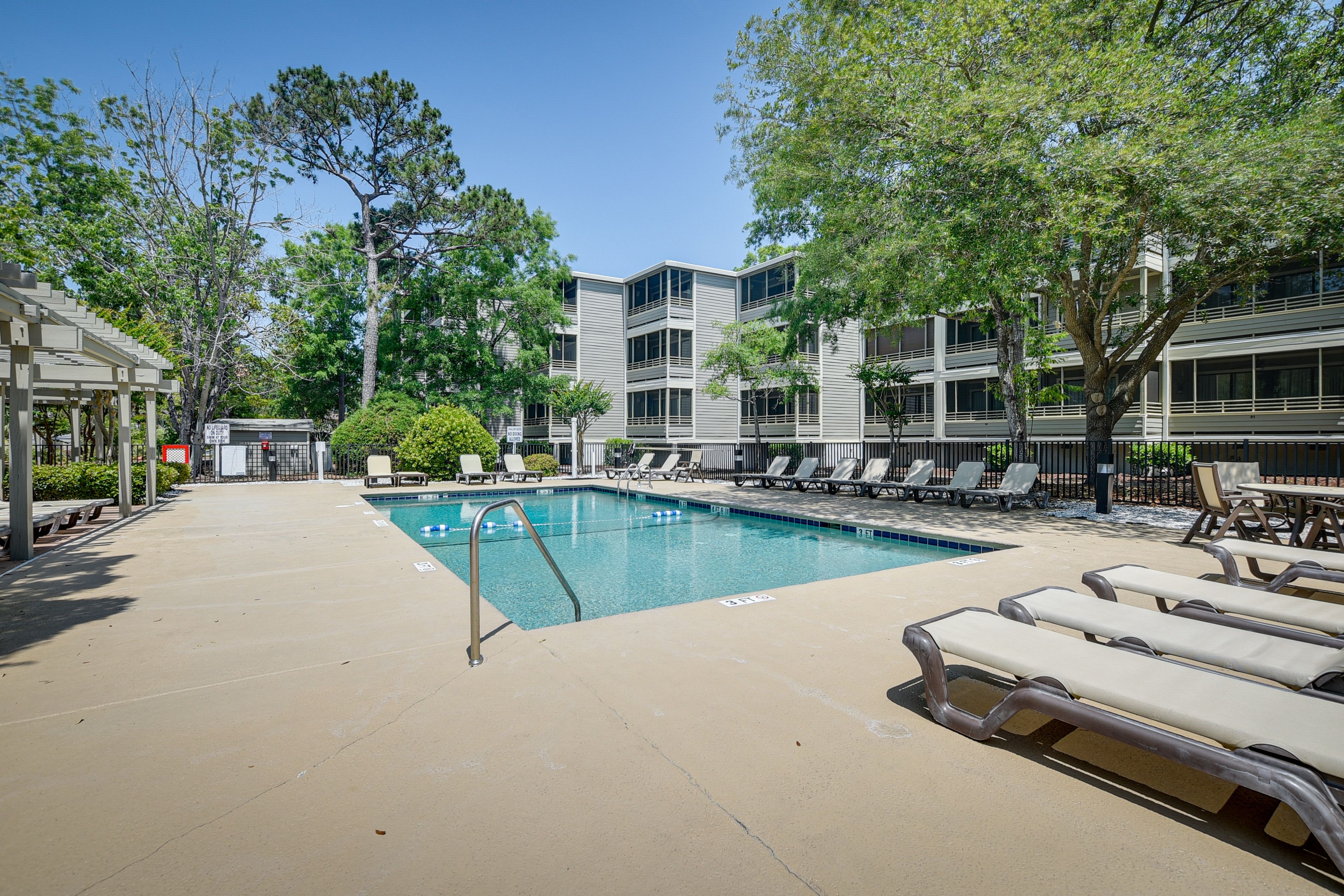 Outdoor Community Pool