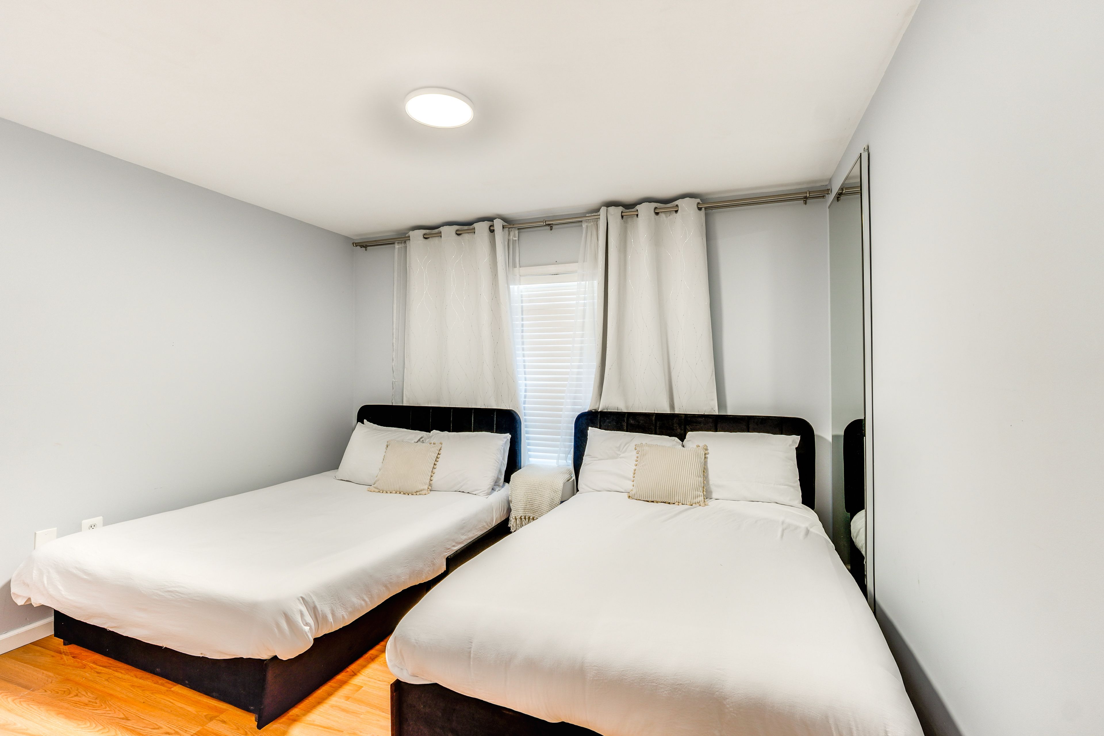 Bedroom 1 | 2 Queen Beds