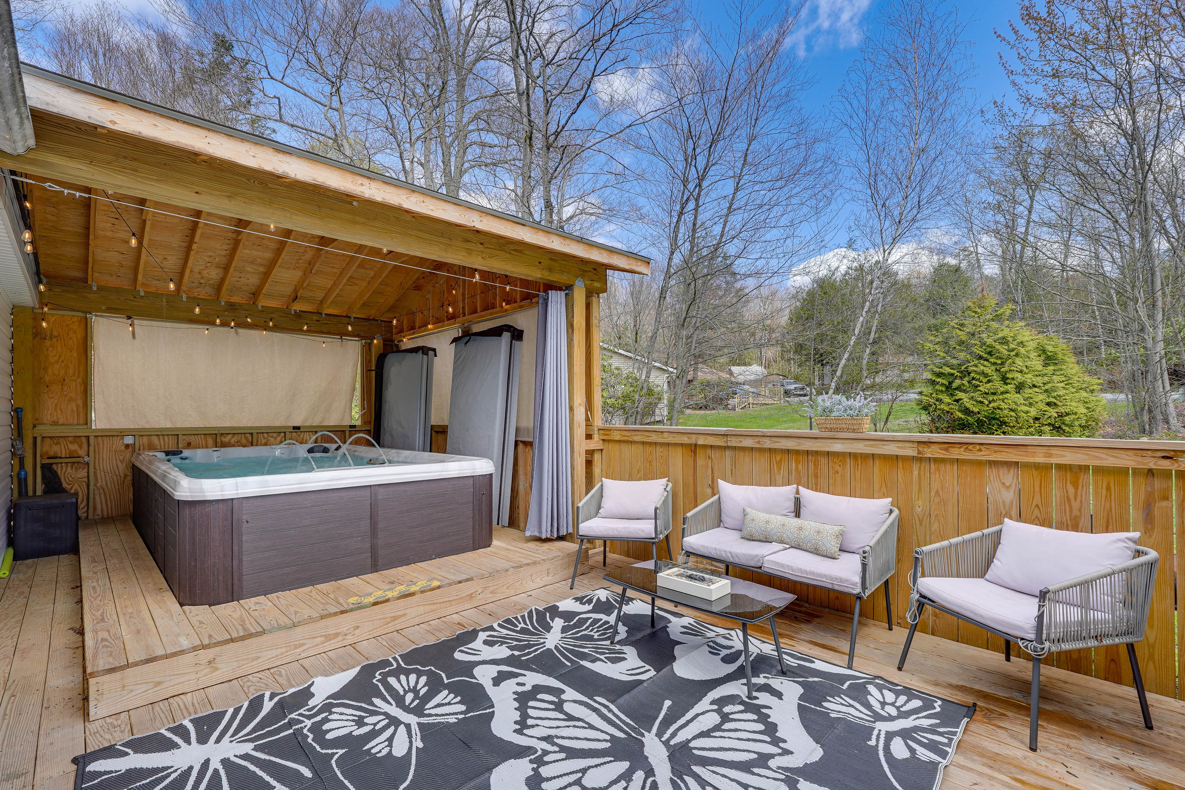 Private Hot Tub