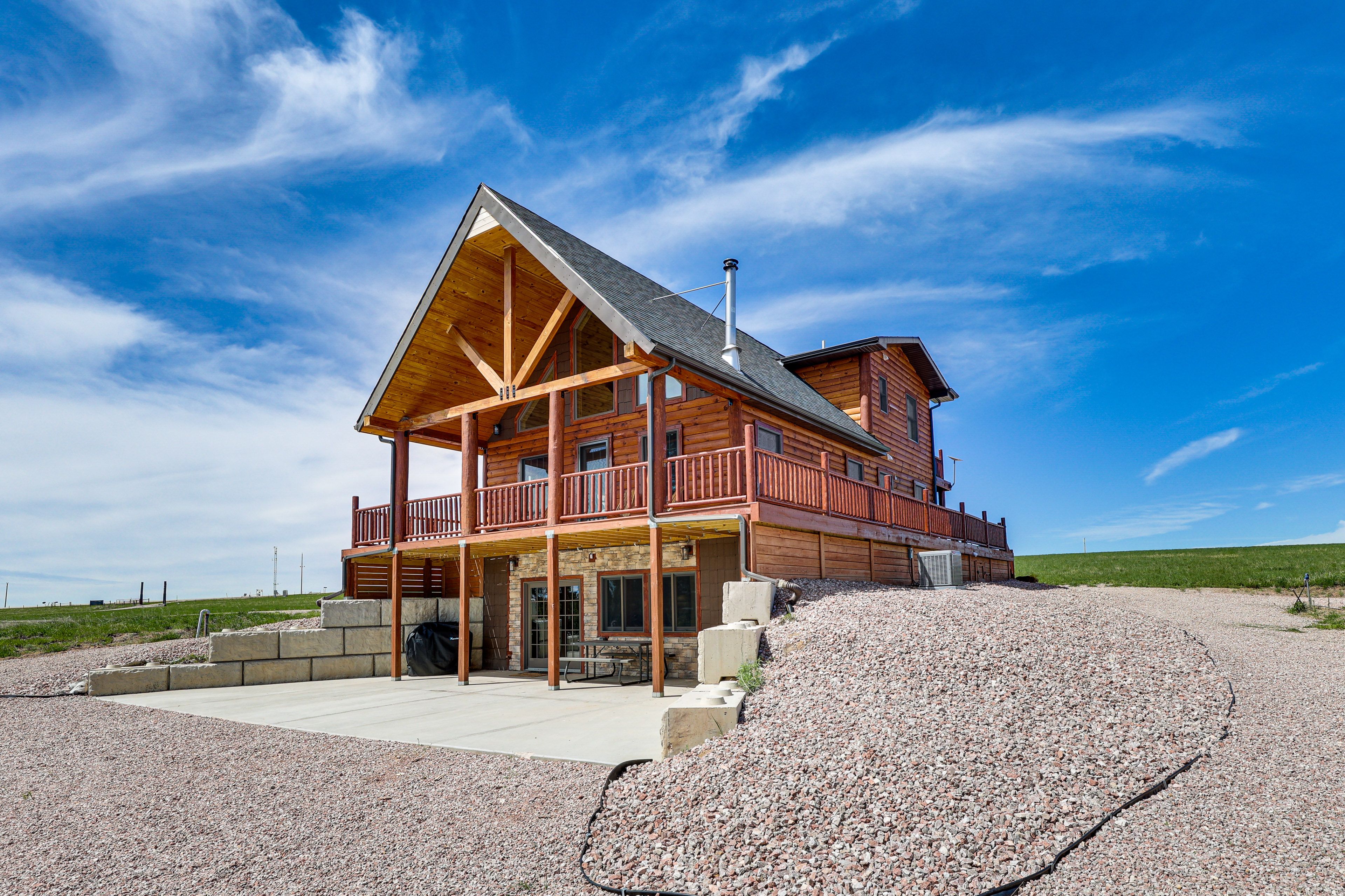 Wraparound Deck | Lounge Seating | Balcony | Mountain Views