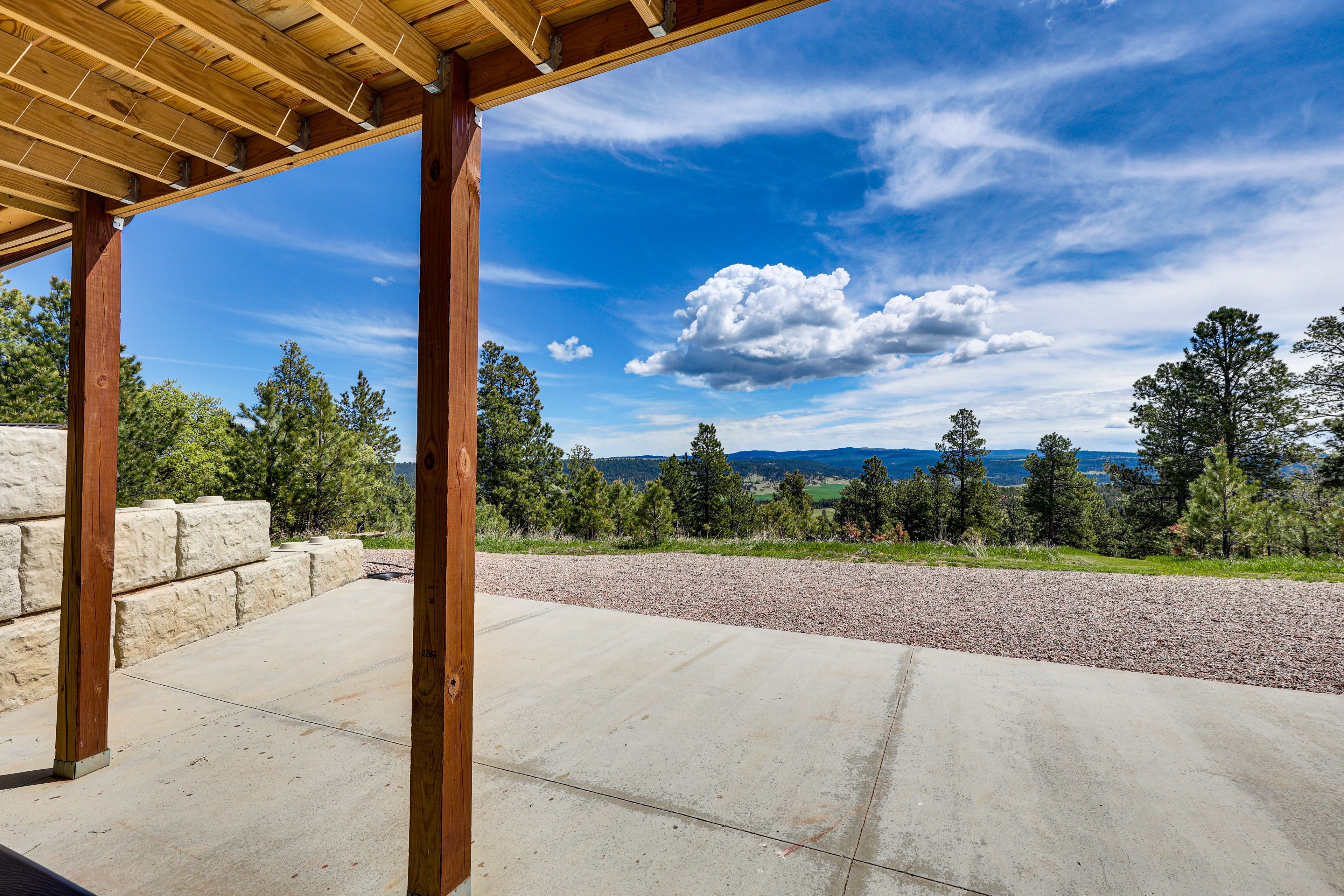 Patio | Grill | Seating