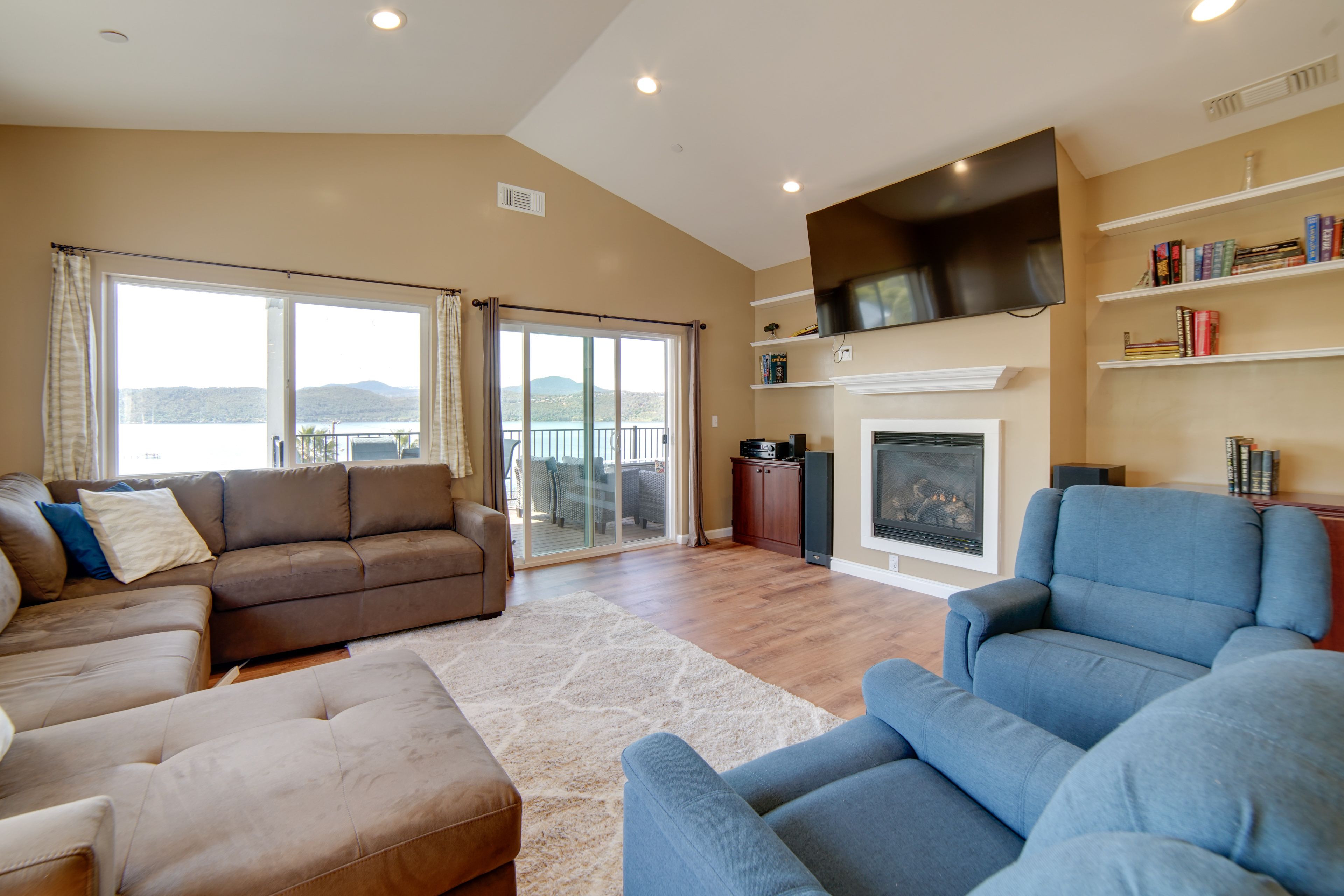 Living Room | Fireplace | 3,500 Sq Ft | Free WiFi | Smart TVs