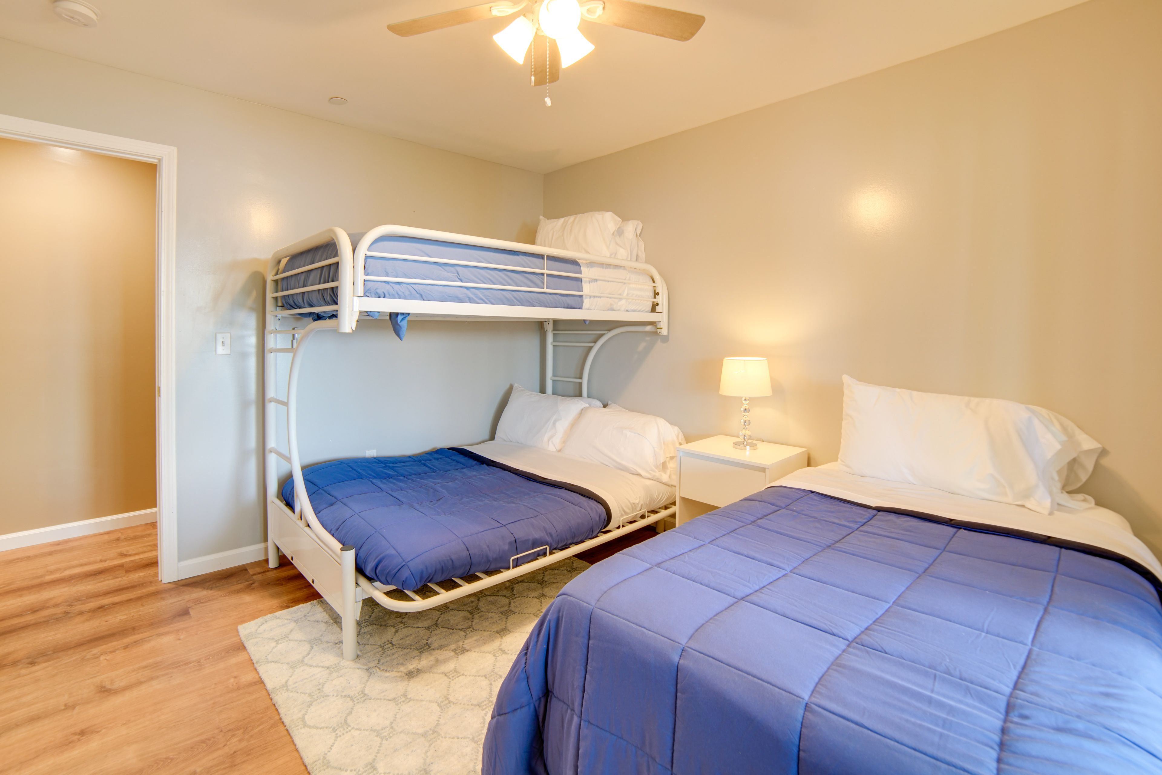 Bedroom 4 | Twin Bed | Twin/Full Futon Bunk Bed