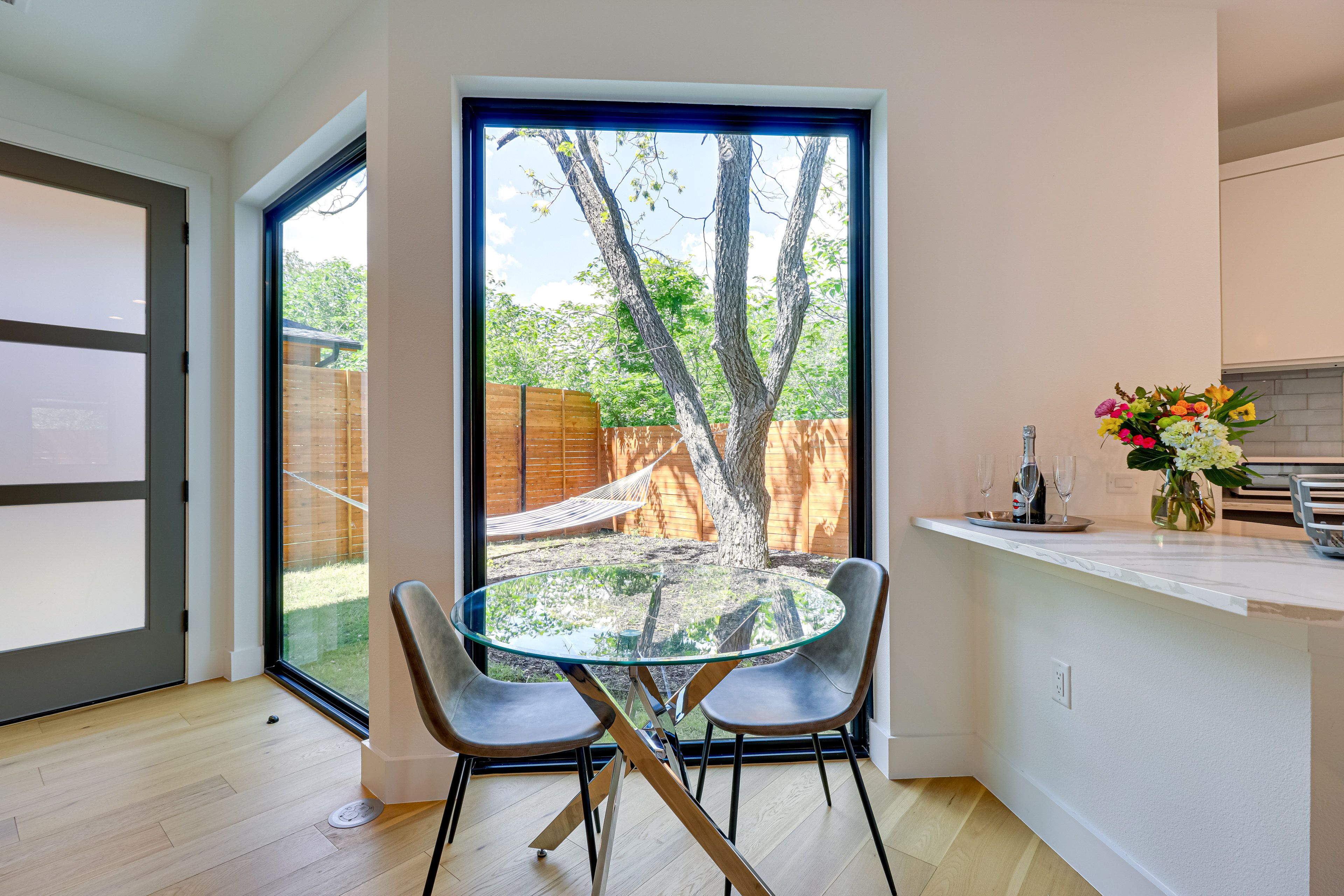 Dining Room | Dishware/Flatware Provided