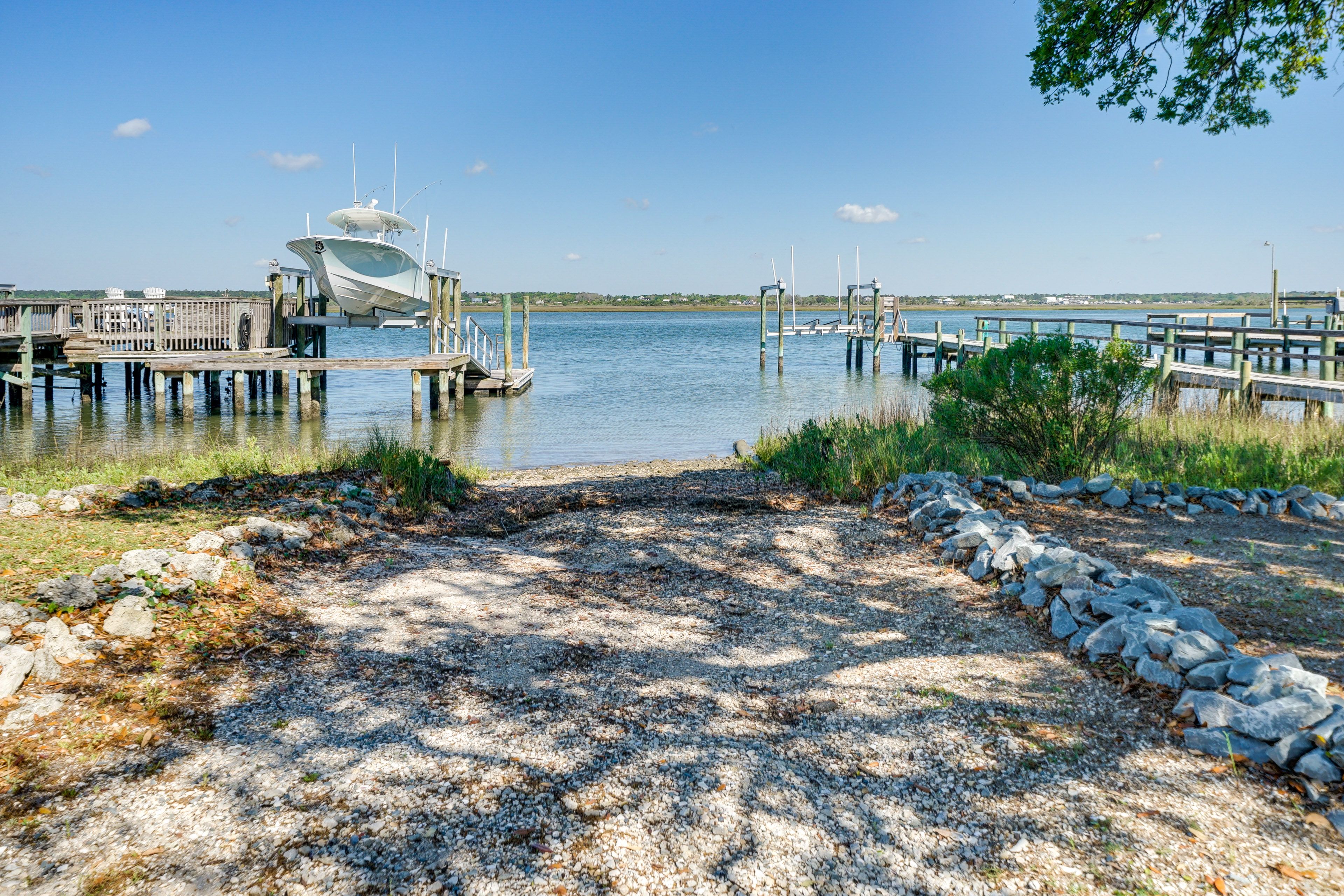 Paddleboard & Kayak Launch Site
