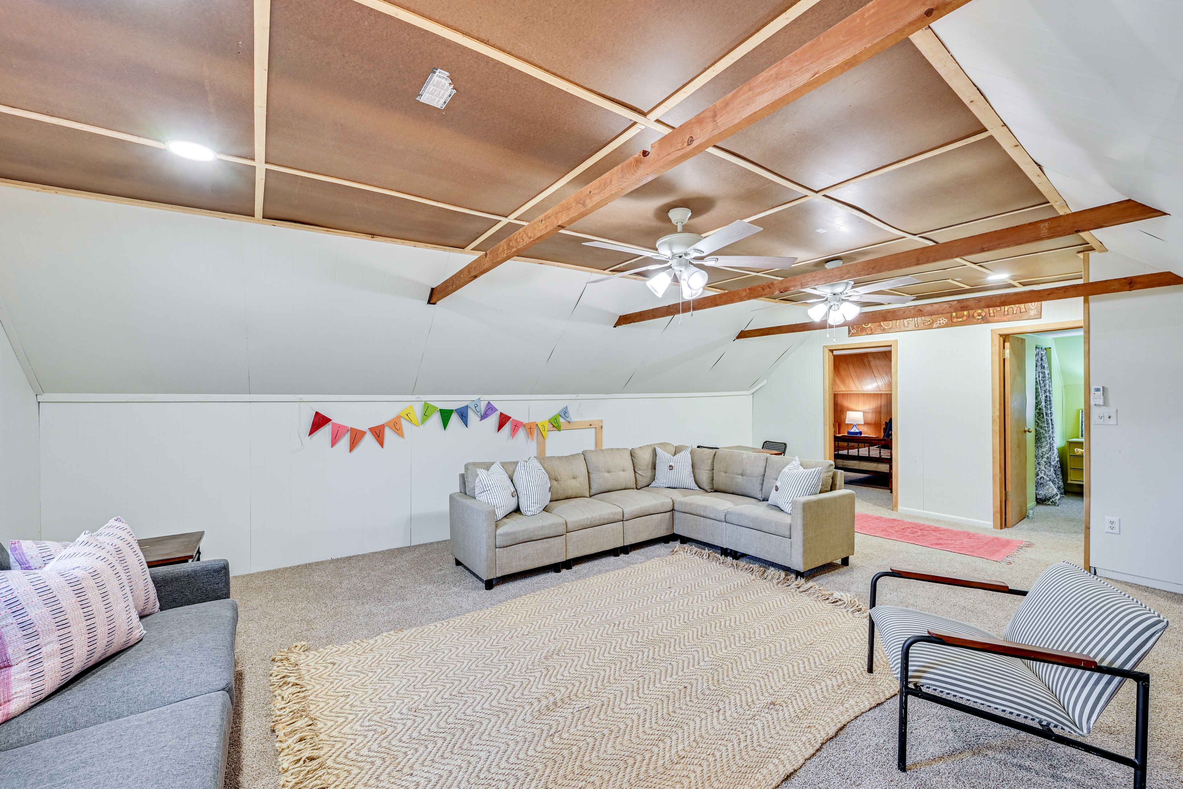 Loft | 2nd Floor | Futon