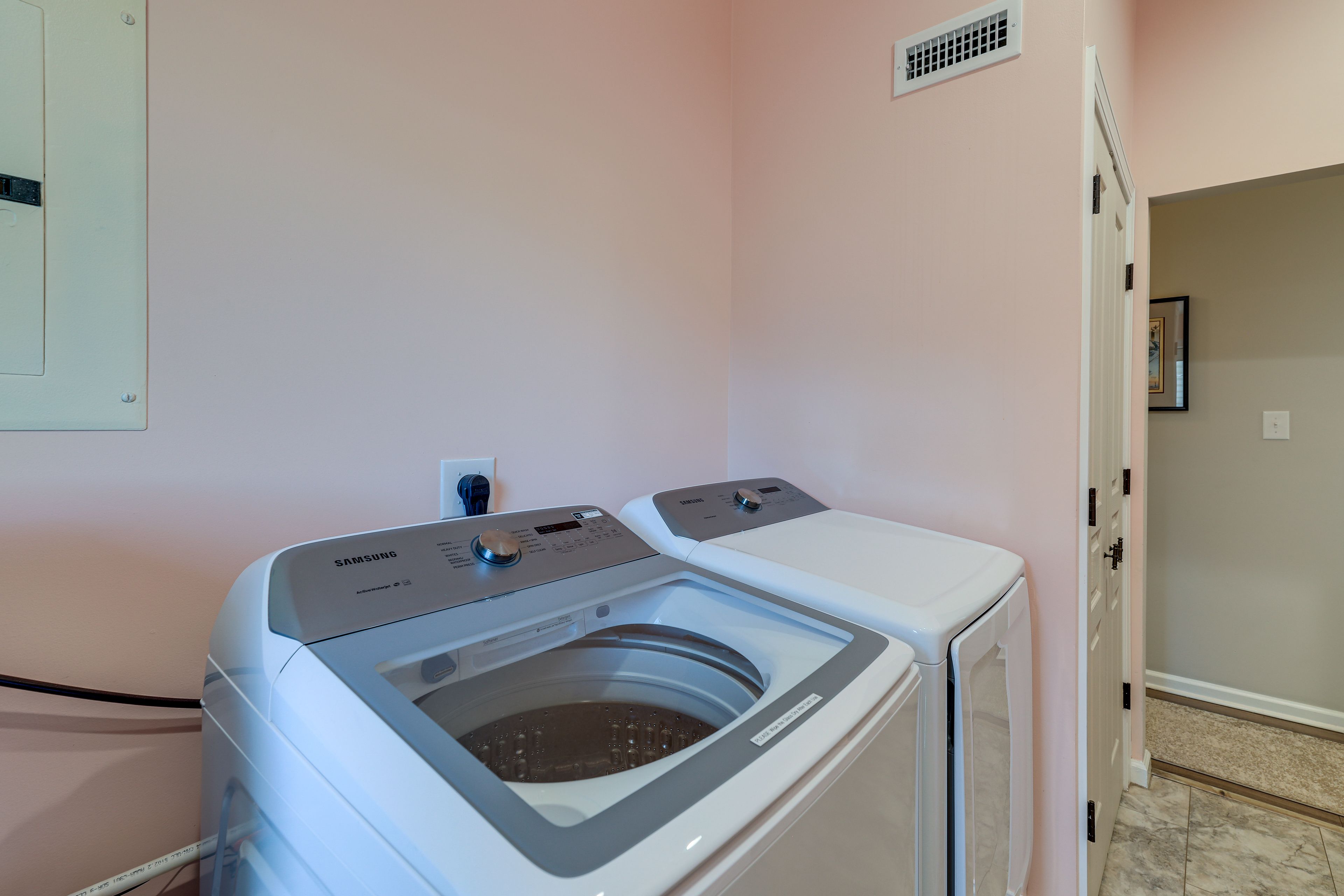 Laundry Room | Main Level | Washer + Dryer | Laundry Detergent