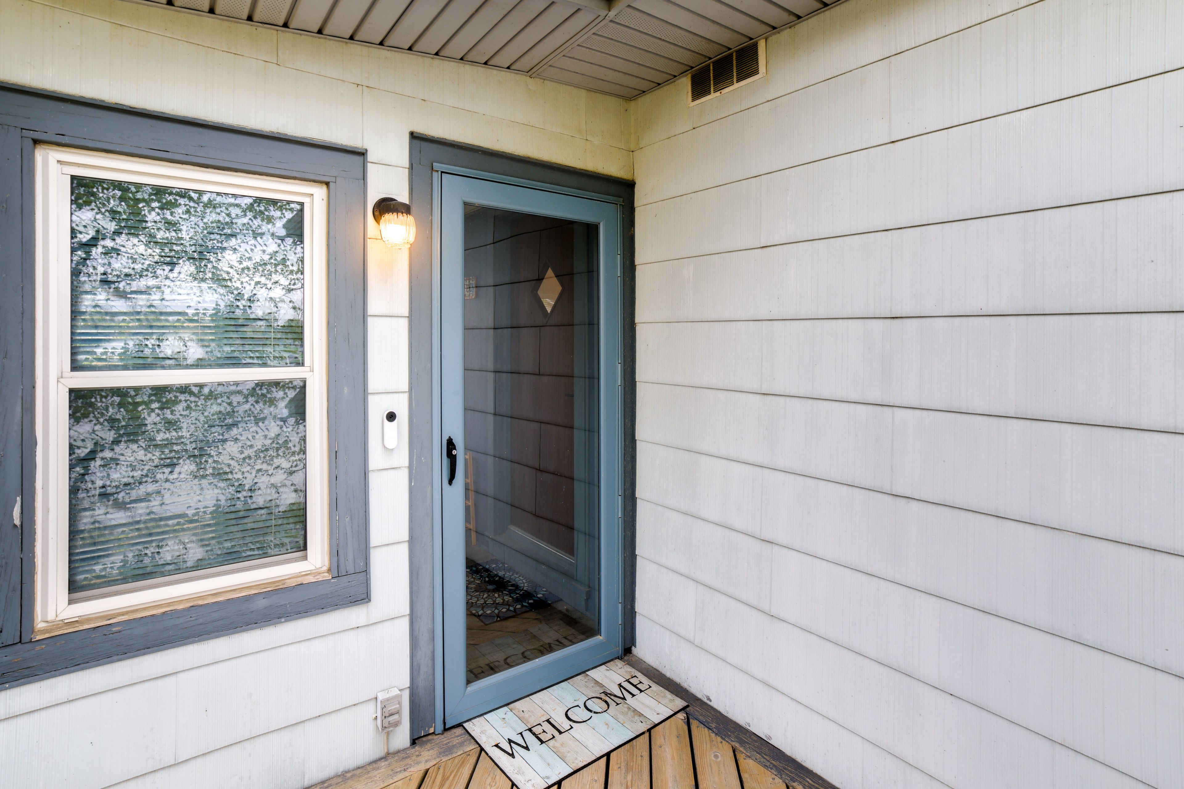 Cottage Exterior | Ring Doorbell (Facing Out)