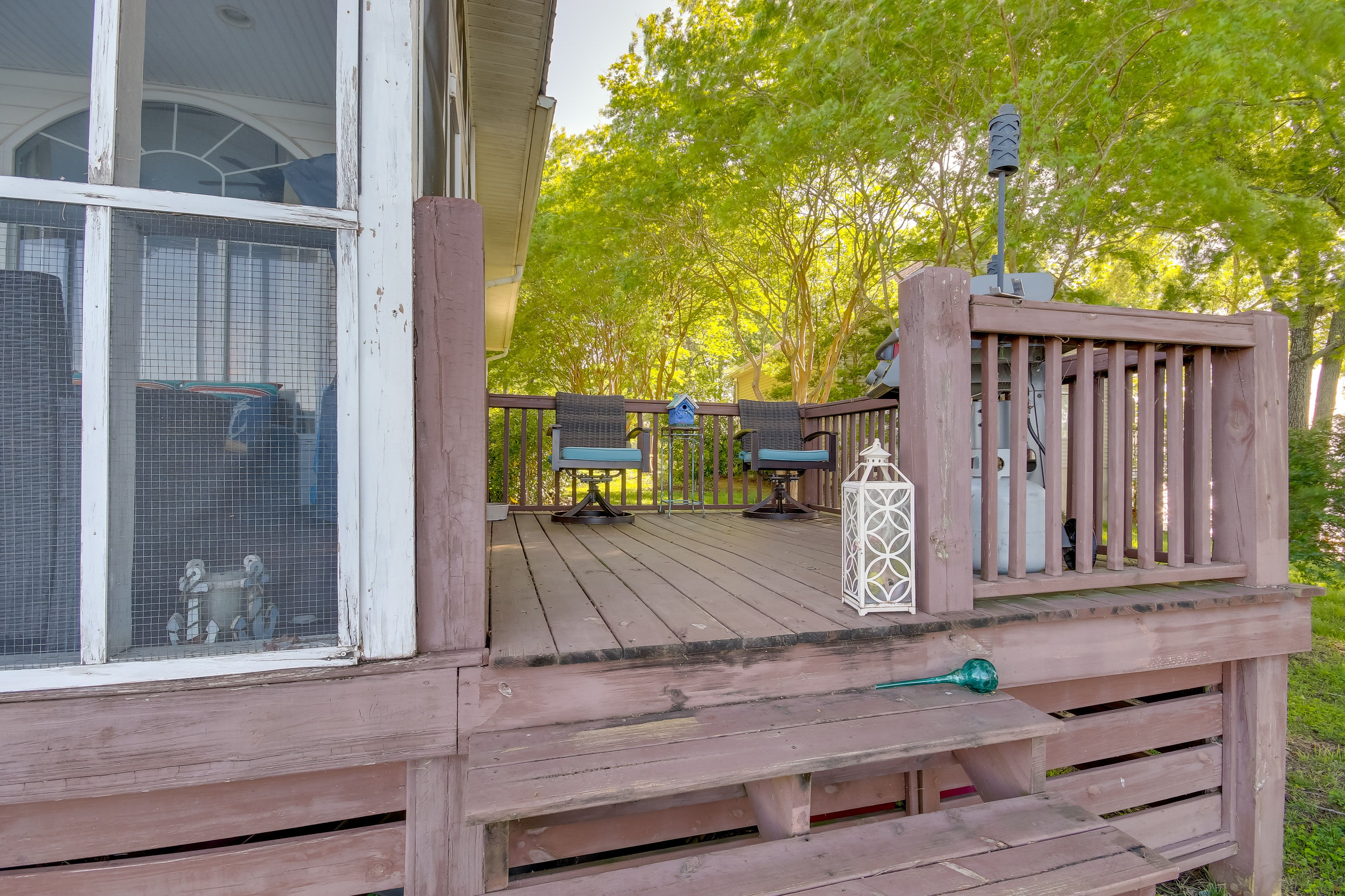 Deck | Gas Grill