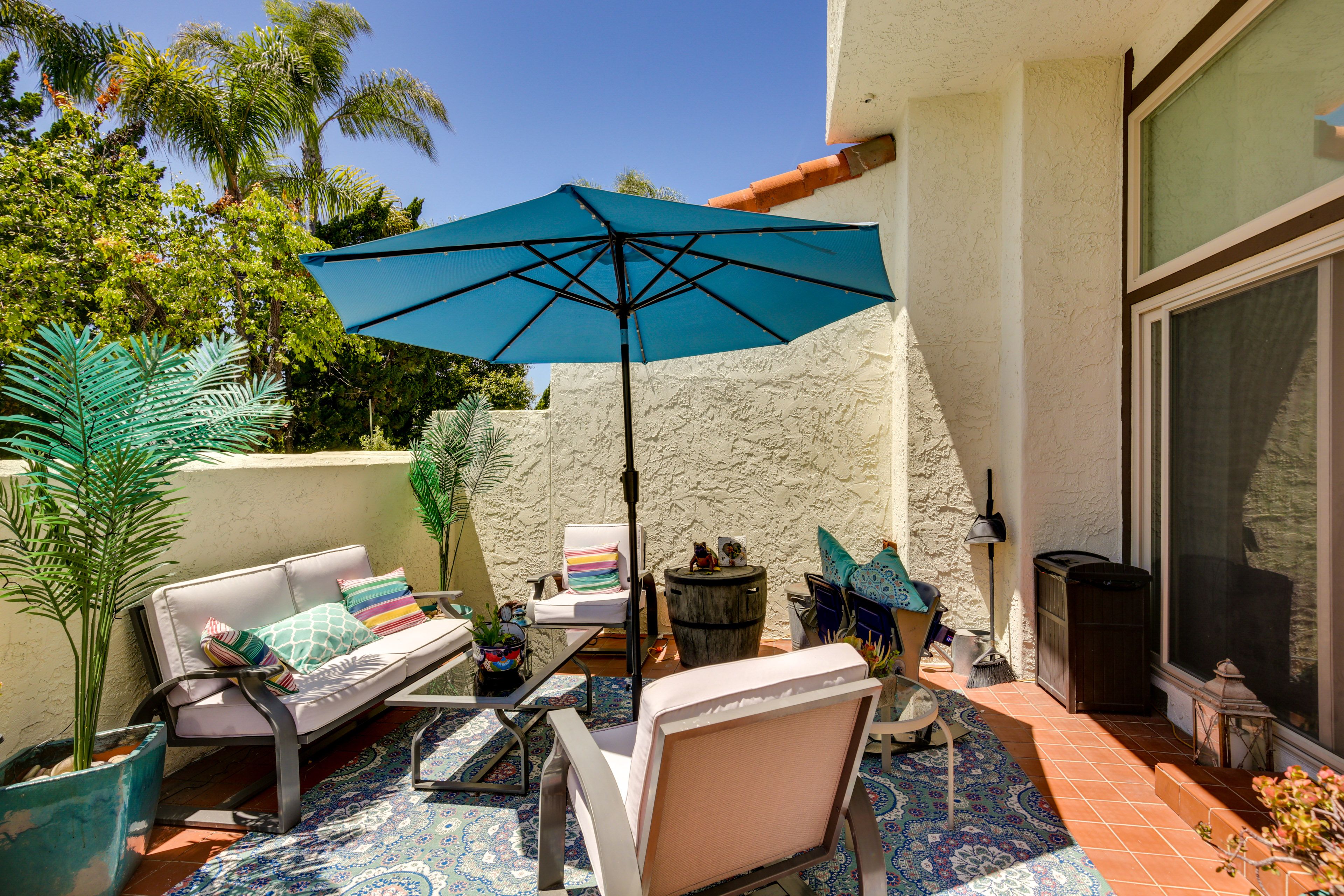 Private Patio | Community Amenities