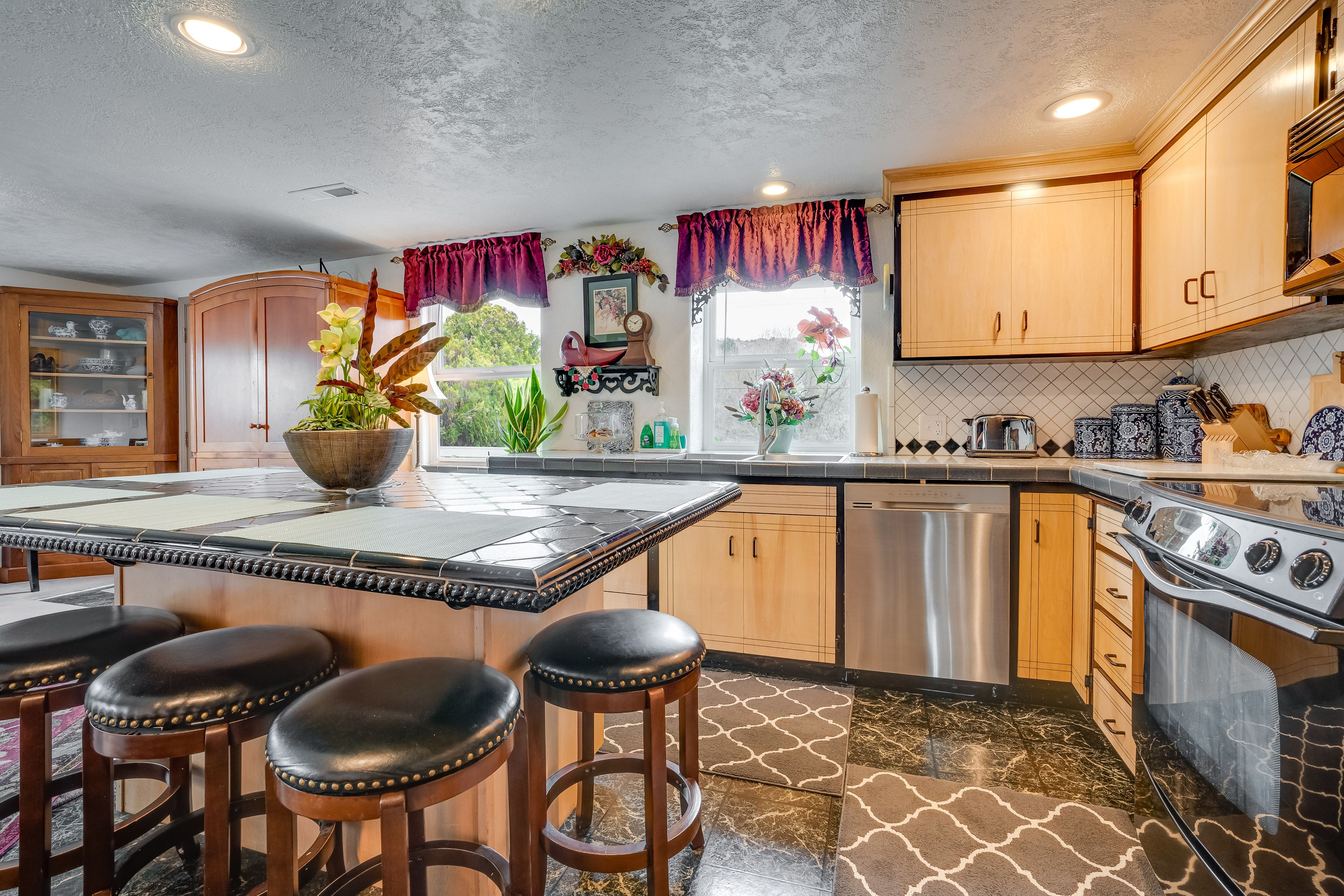 Kitchen | Crockpot | Spices