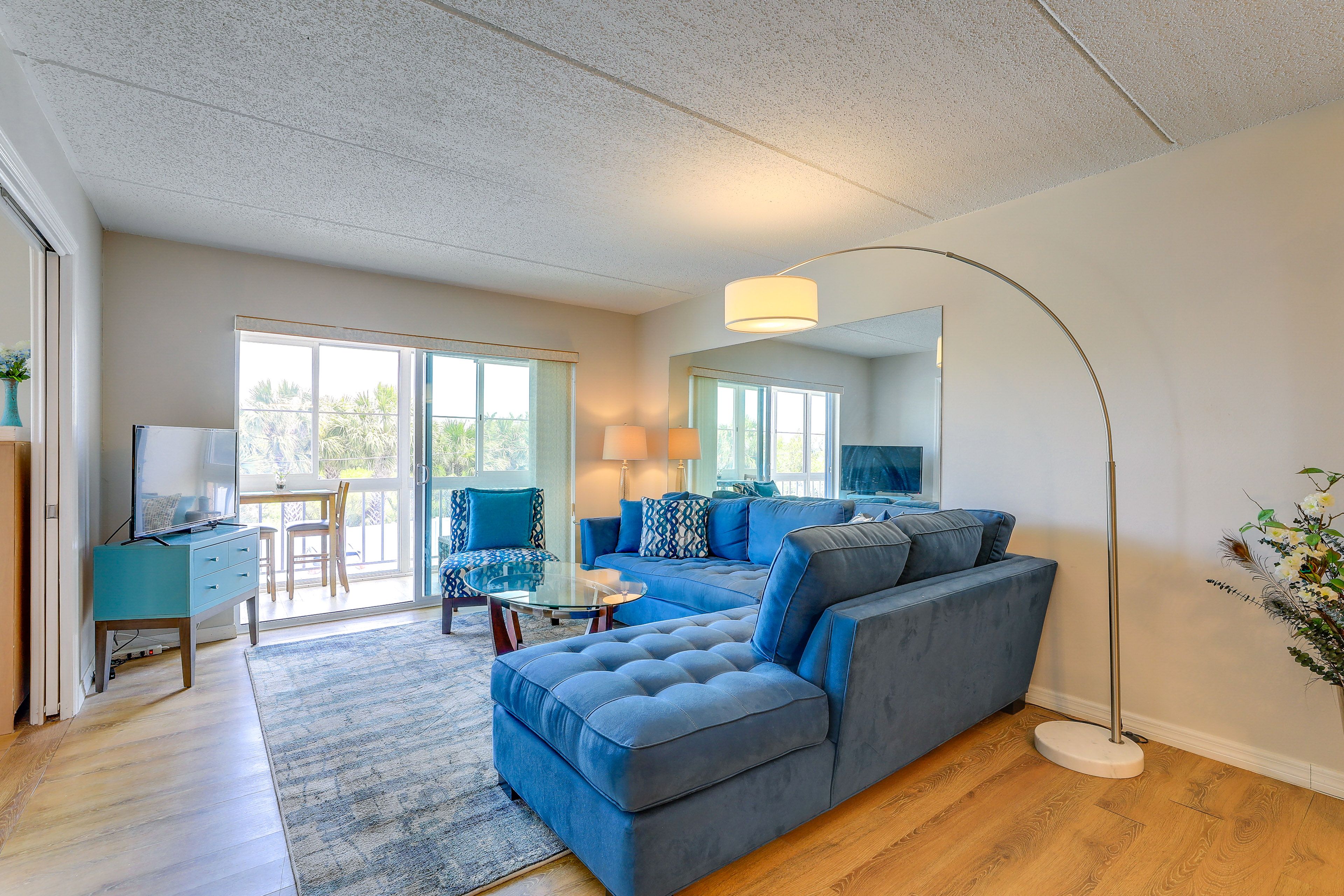 Living Room | Free WiFi | Board Games