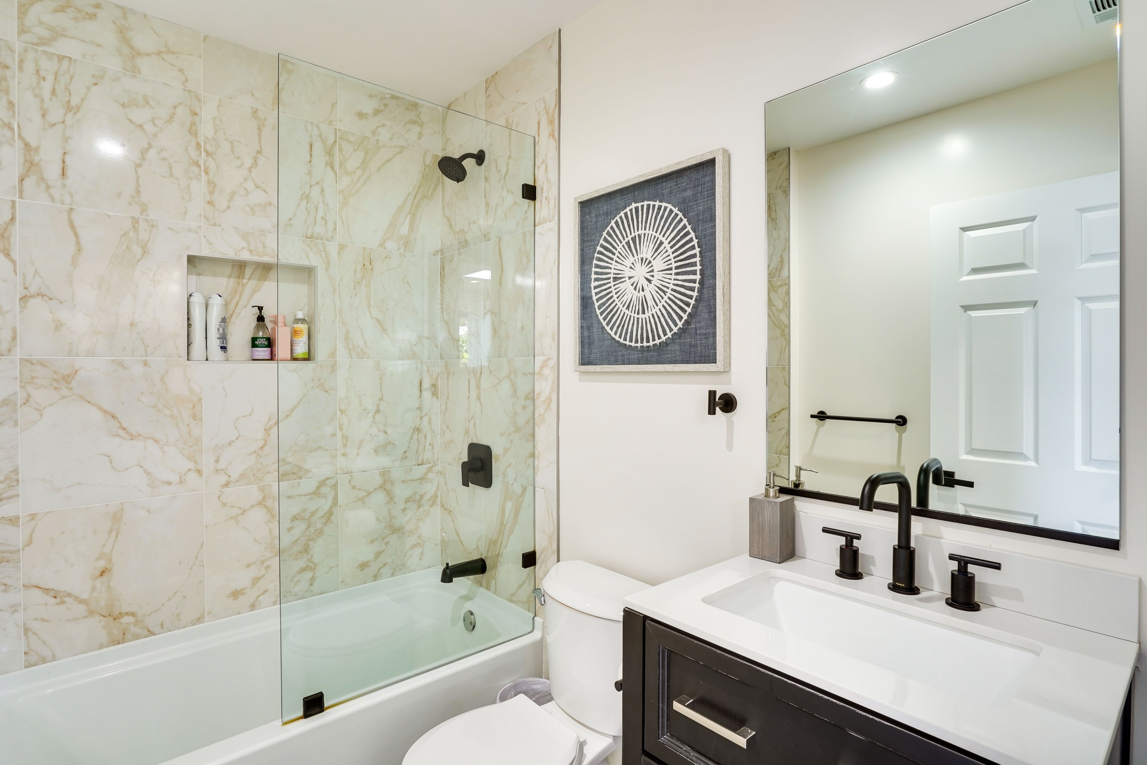 Full Bathroom | Hair Dryer | Iron & Board