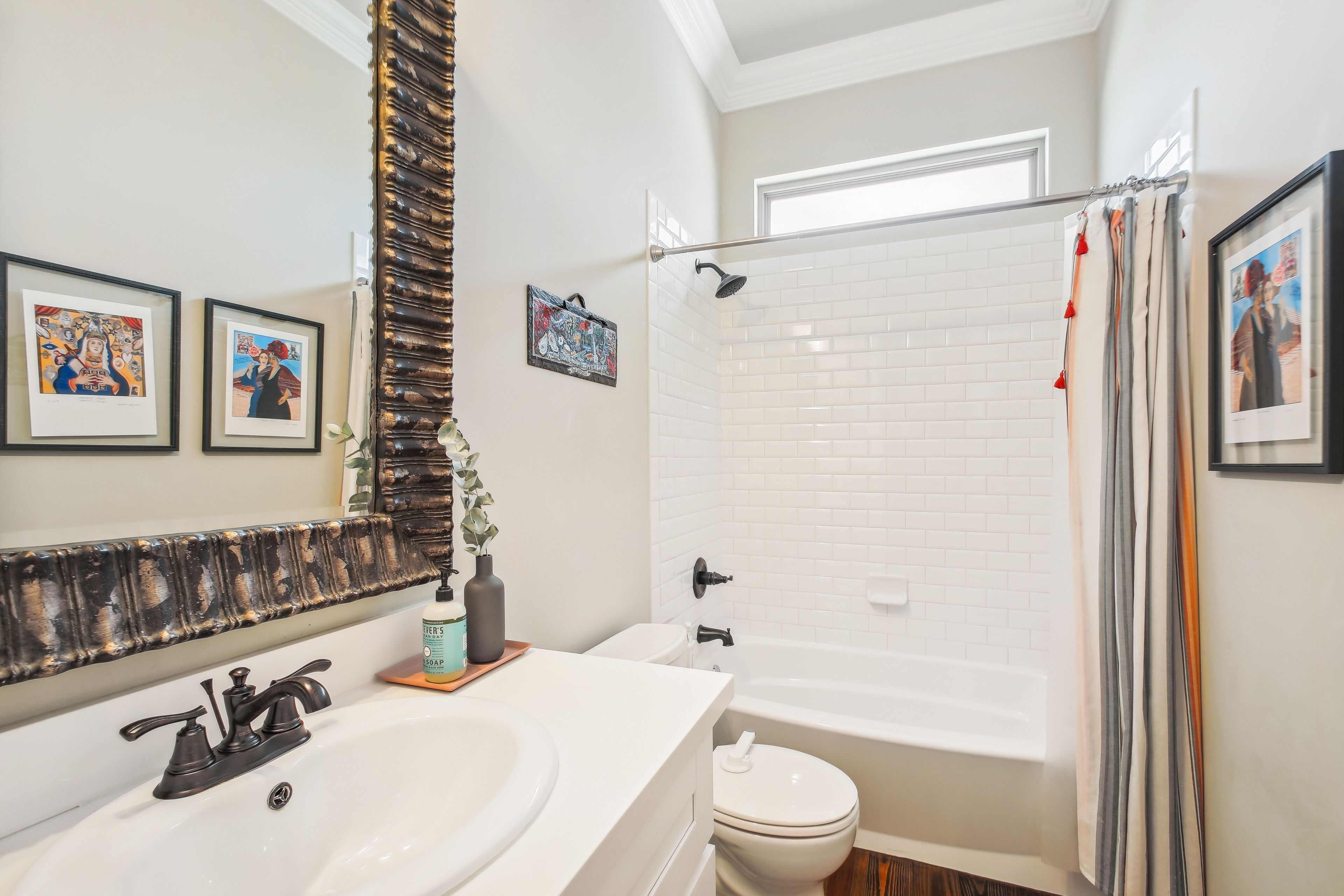 Full Bathroom
