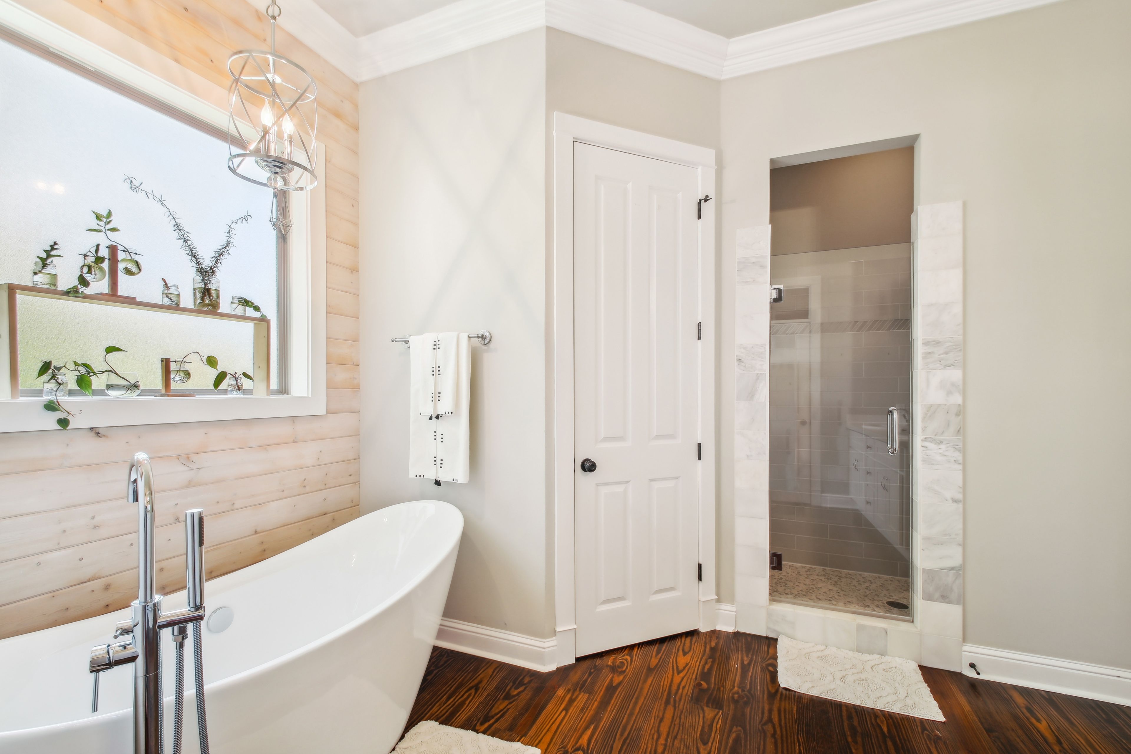 En-Suite Bathroom | Complimentary Toiletries | Hair Dryer | Towels Provided