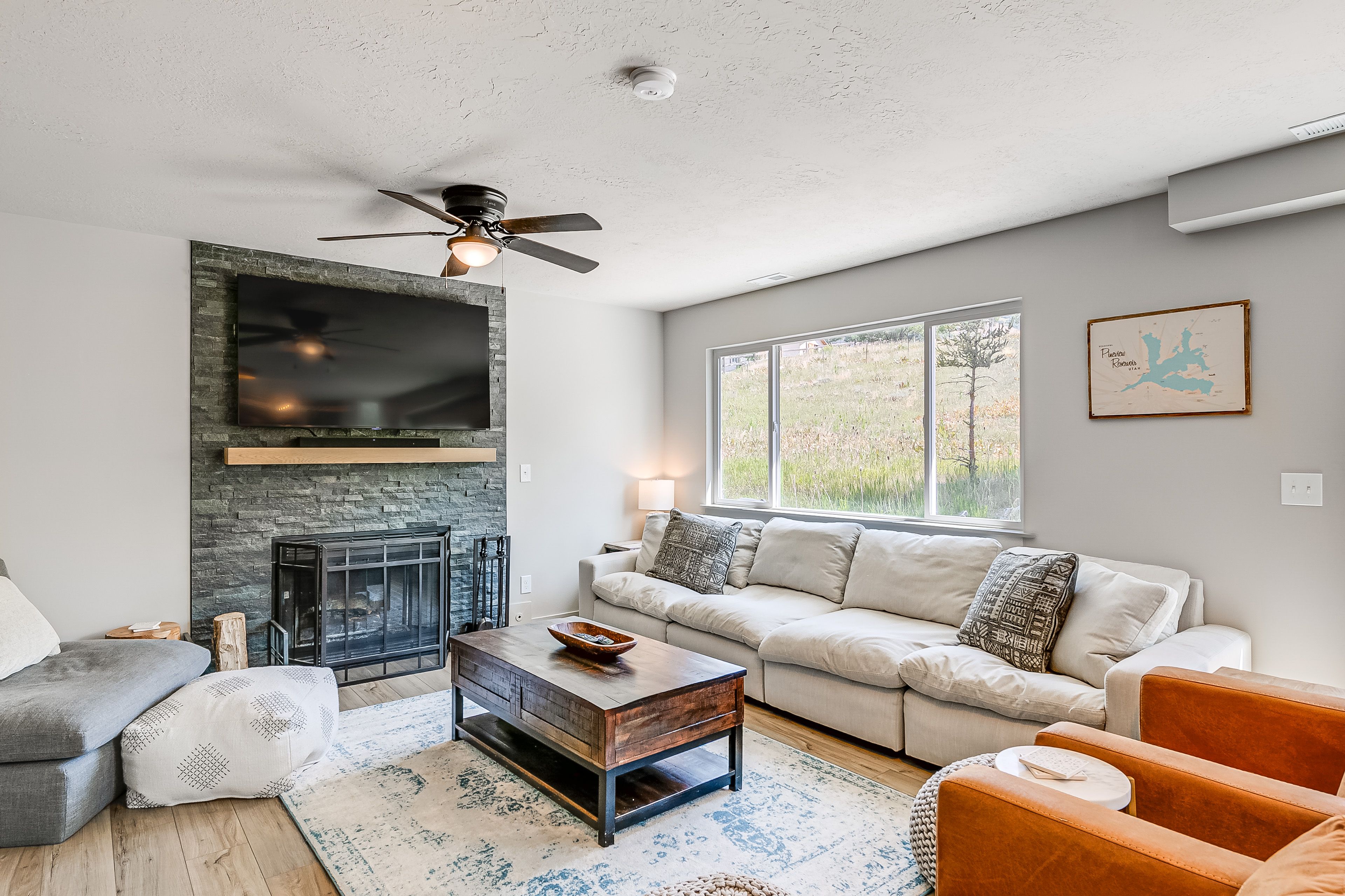 Huntsville Vacation Rental | 5BR | 3.5BA | 2,770 Sq Ft | Stairs to Access