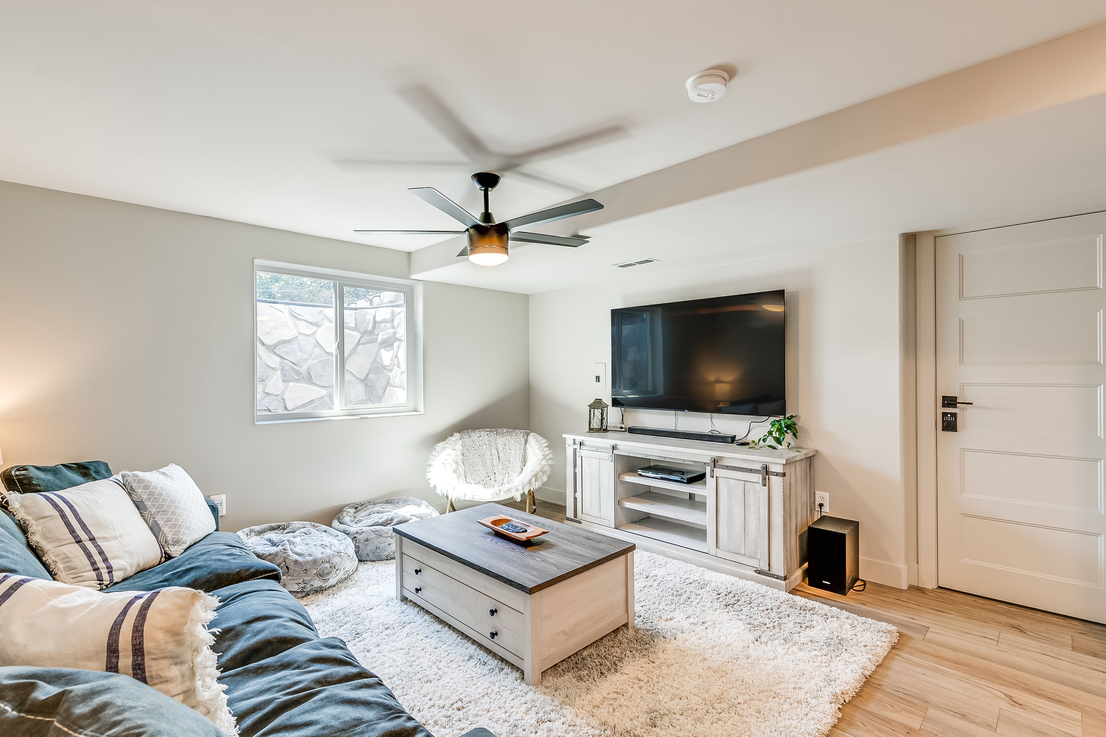 Media Room | DVD Player