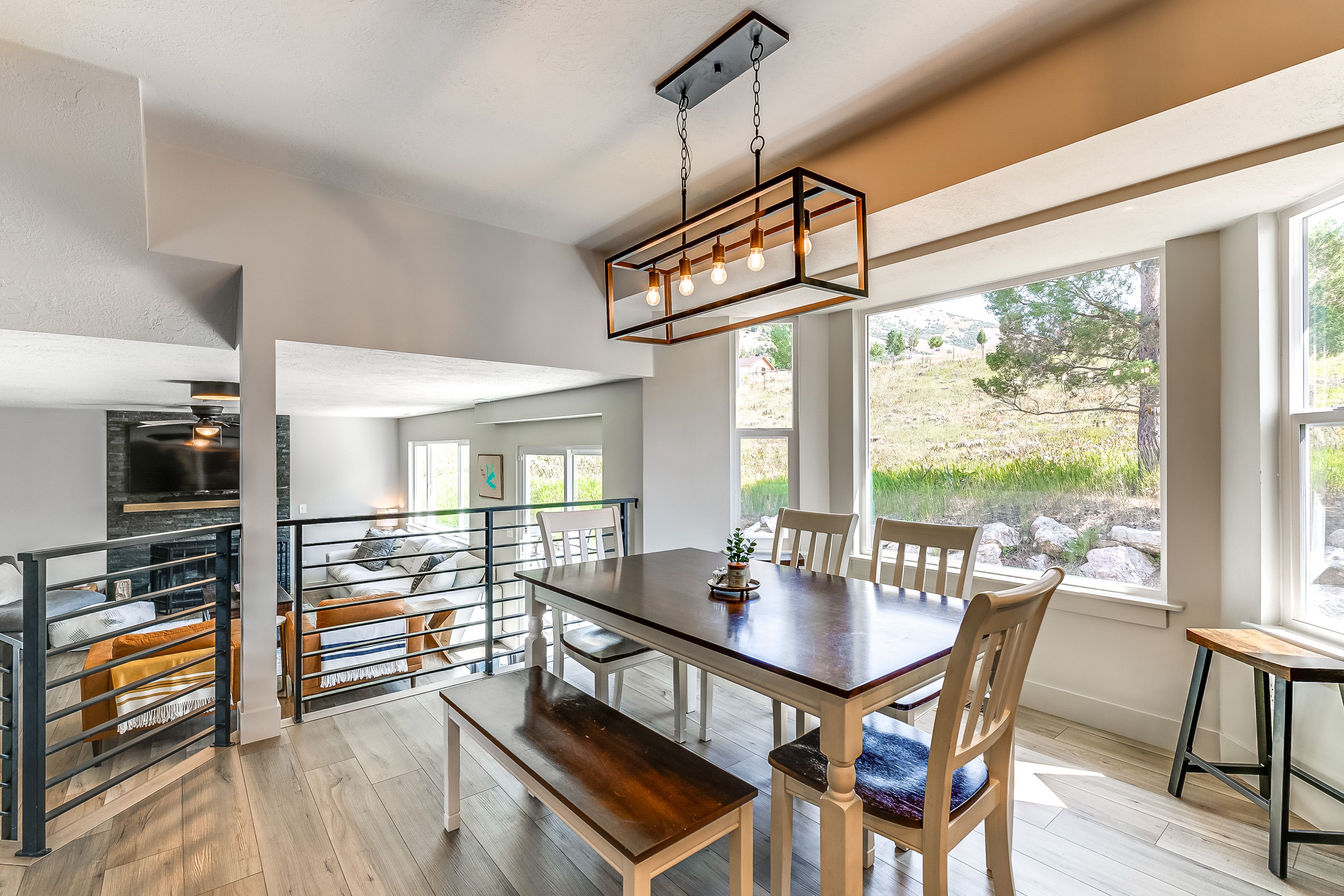 Dining Area | Dishware & Flatware