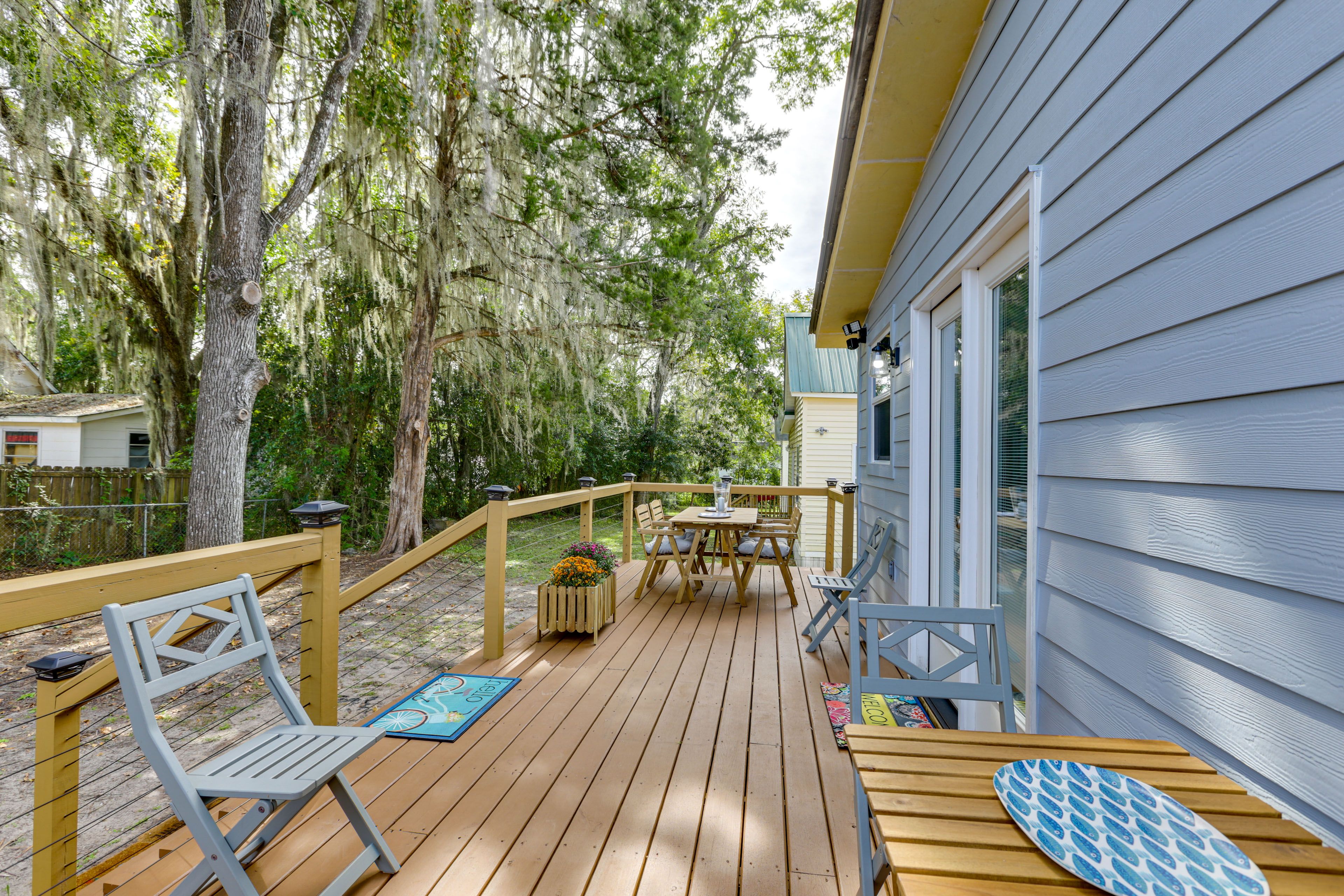 Private Deck | Outdoor Entertainment Area