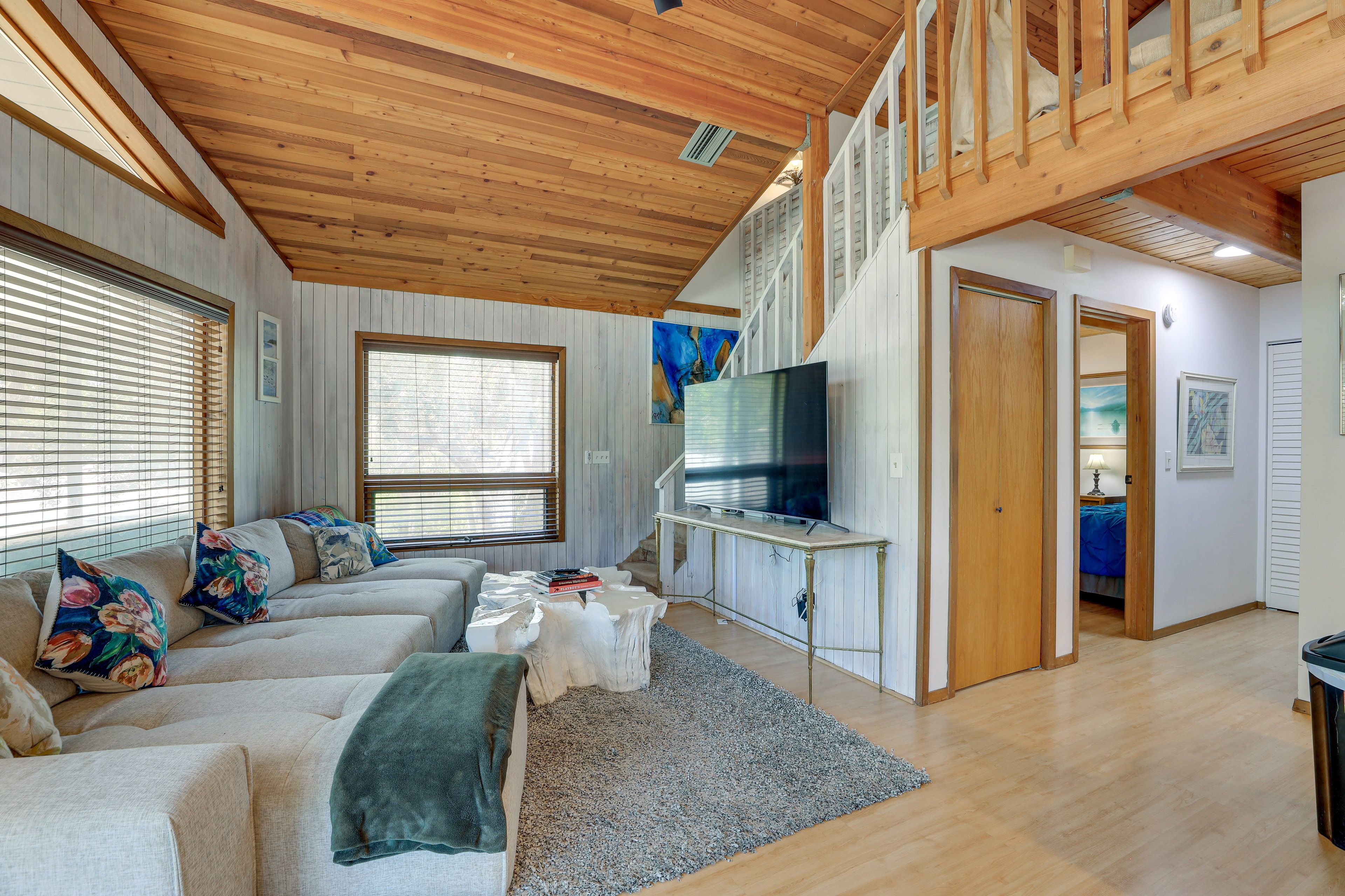 Living Room | Central Air Conditioning