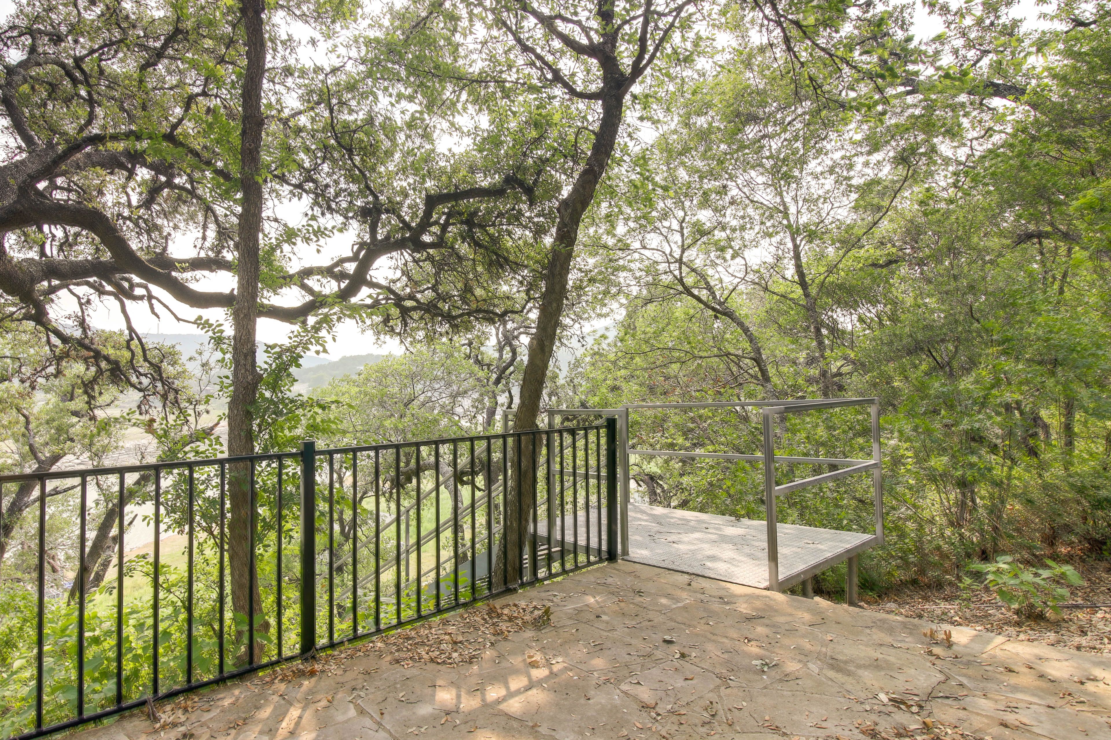 Lake Access | Private Dock | 2 Paddleboards