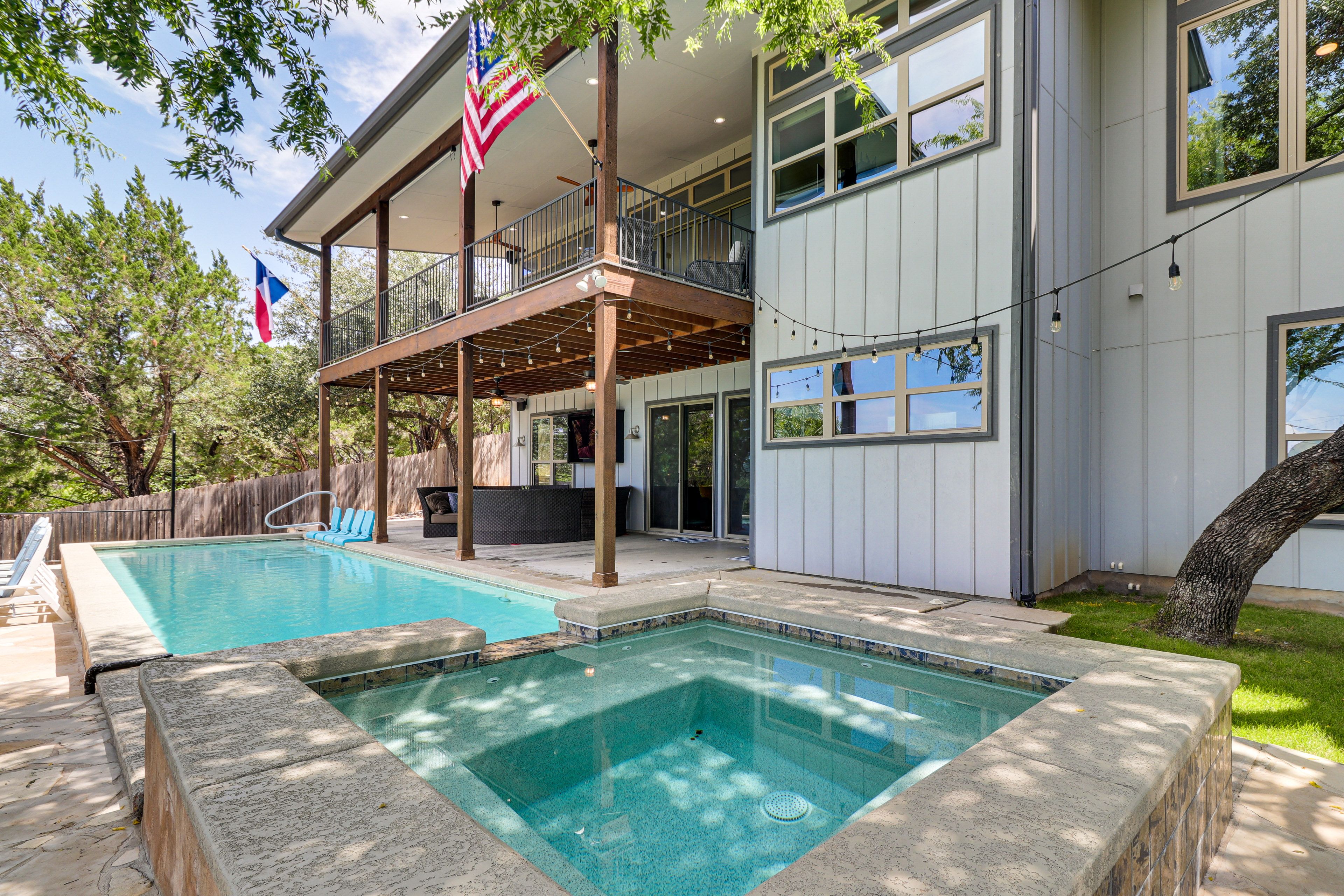 Leander Vacation Rental | 2,266 Sq Ft | 3BR | 2.5BA | Step-Free Entry