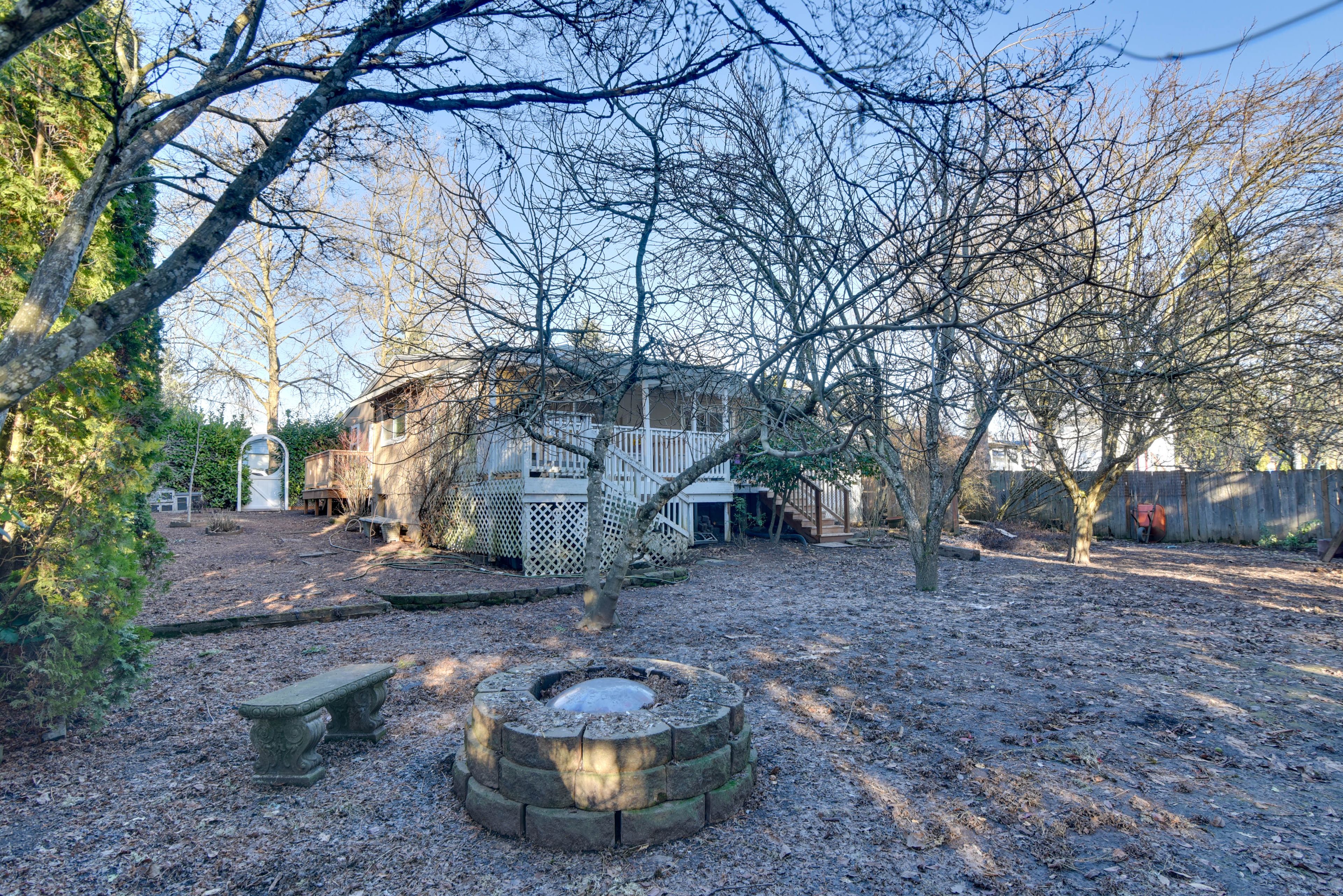 Backyard | Fire Pit | Garden