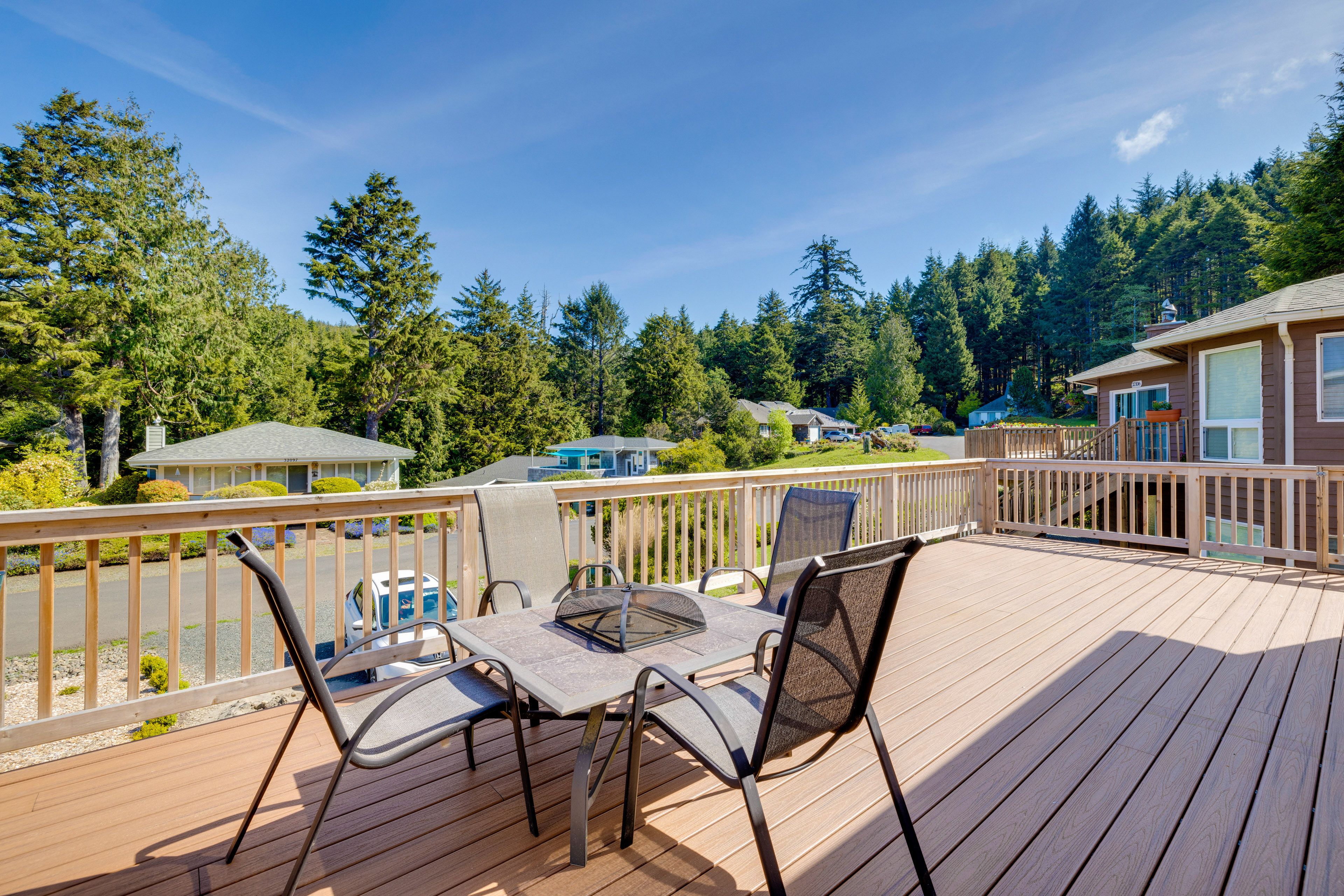 Wraparound Deck | Fire Table