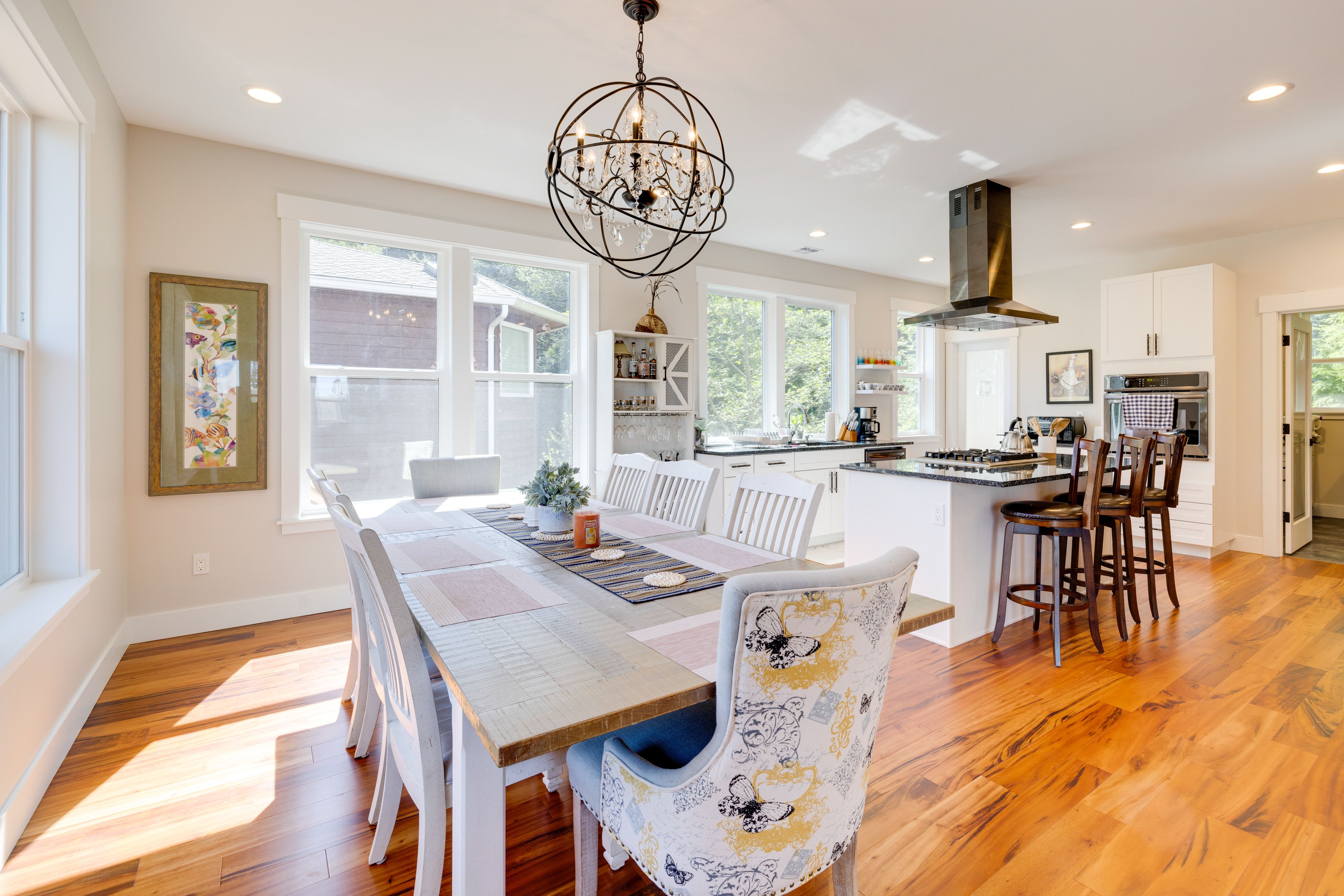 Arch Cape Vacation Rental | 3BR | 2.5BA | 2,000 Sq Ft | Stairs Required