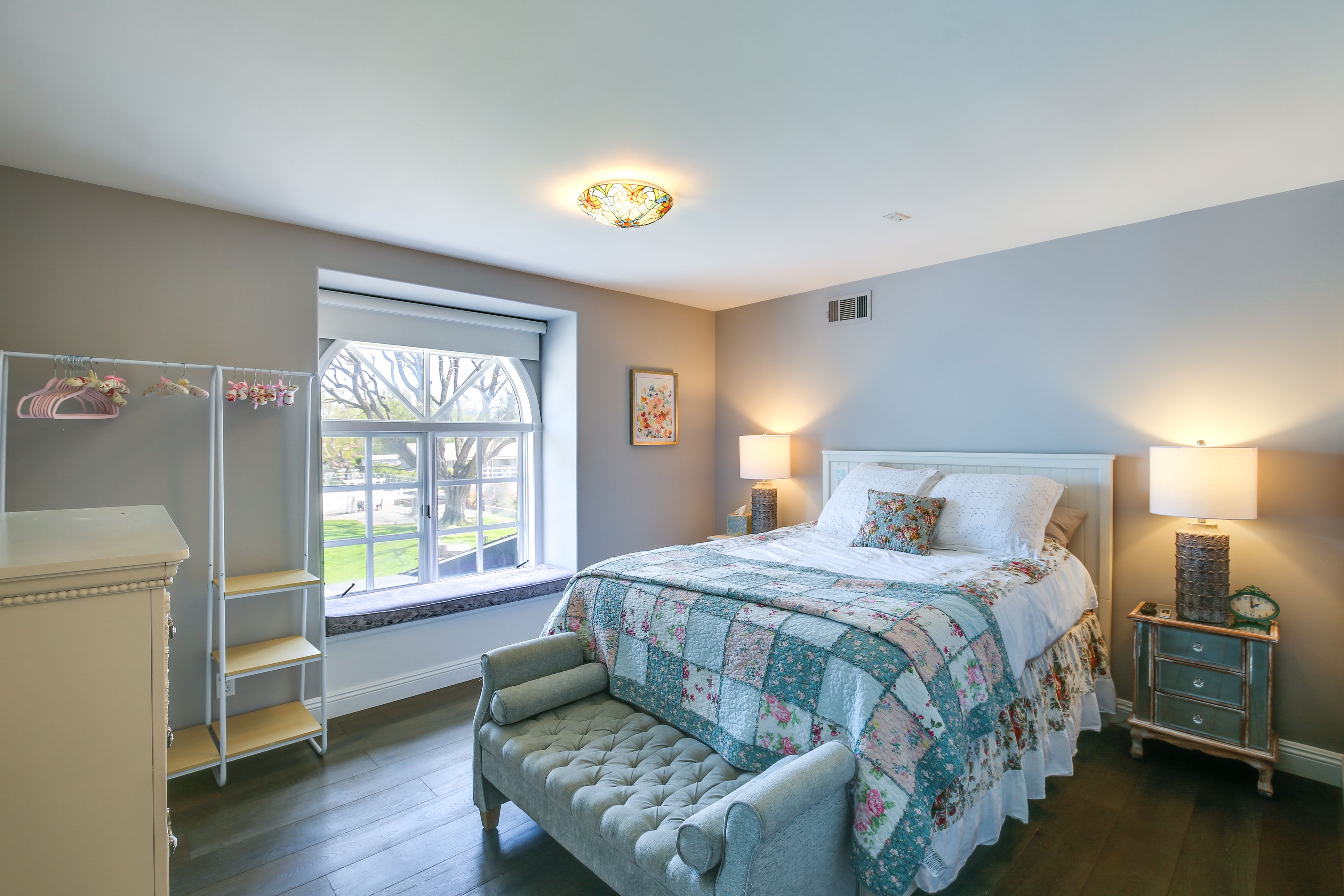 Bedroom 3 | Queen Bed | Smart TV