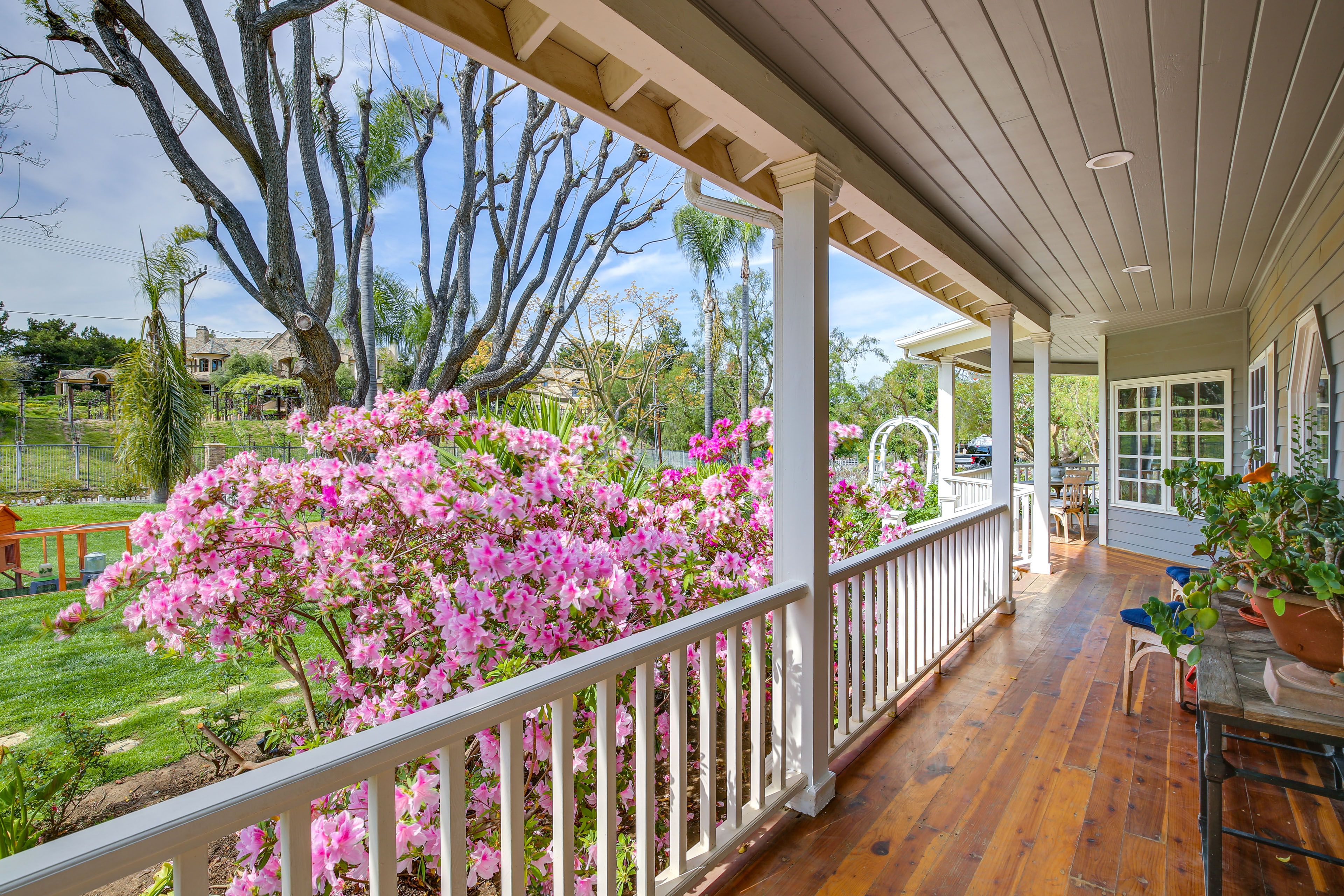 Front Porch | Sitting Areas