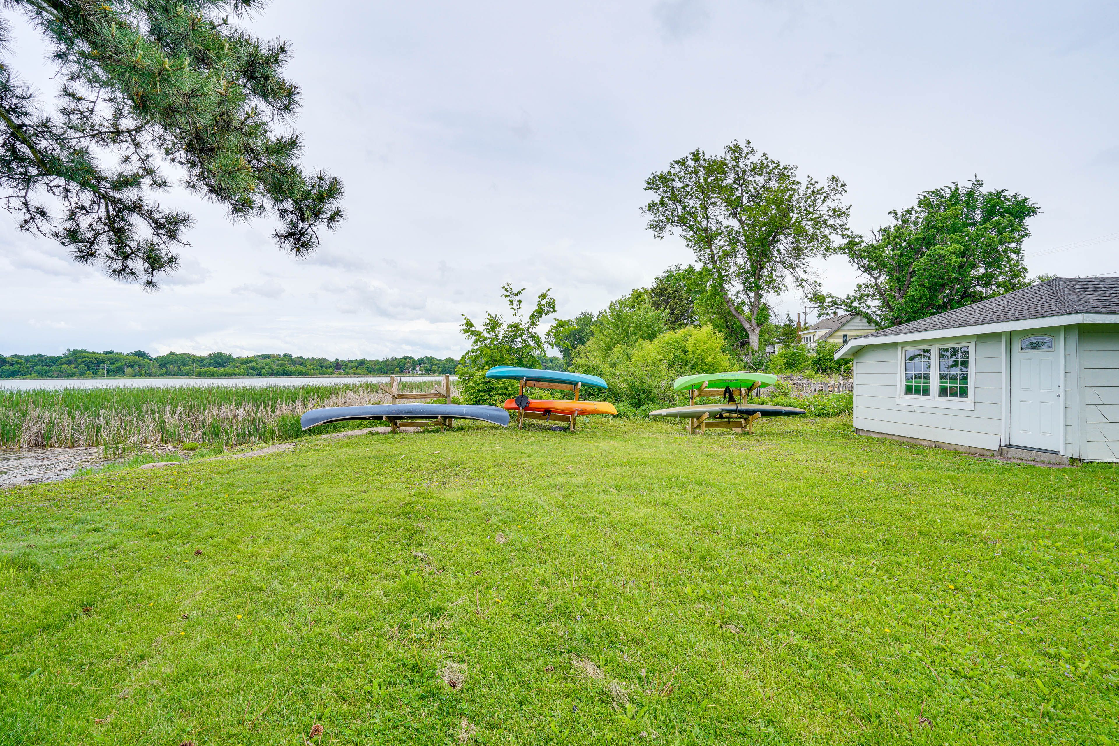 Shared Backyard | Kayaks, Canoes & Paddleboards Provided