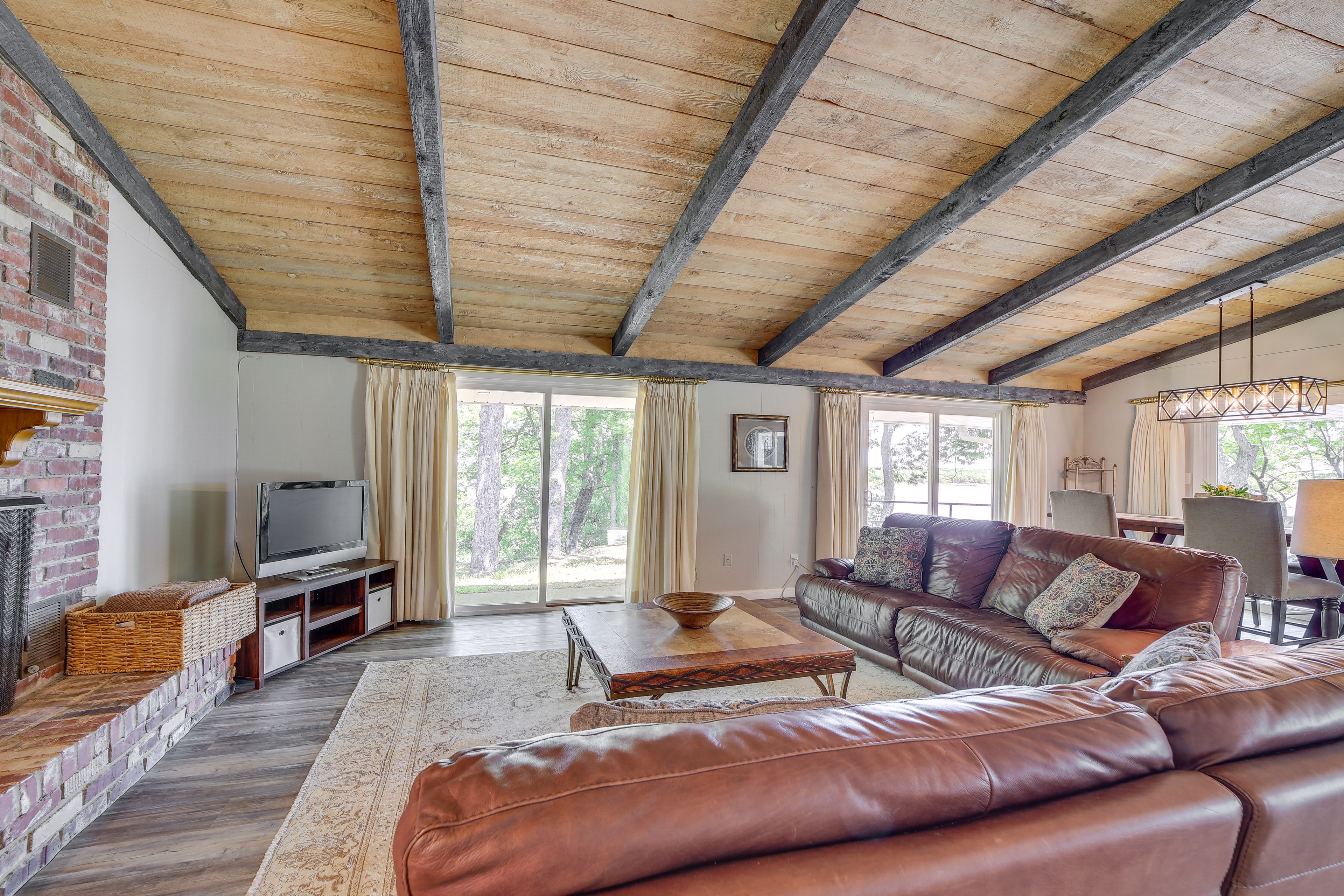 Living Room | Central A/C & Heating | Queen Air Mattress