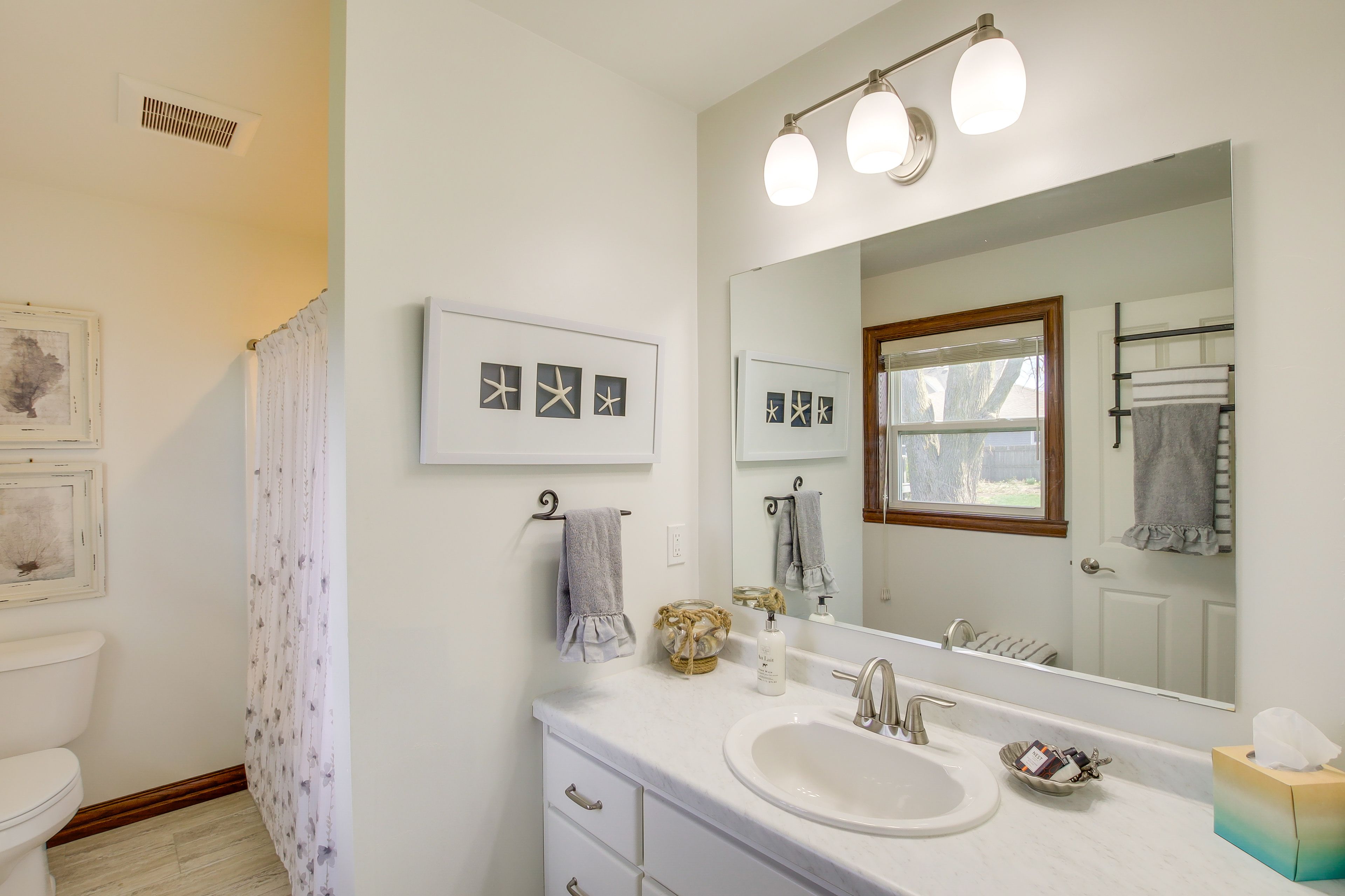 En-Suite Bathroom