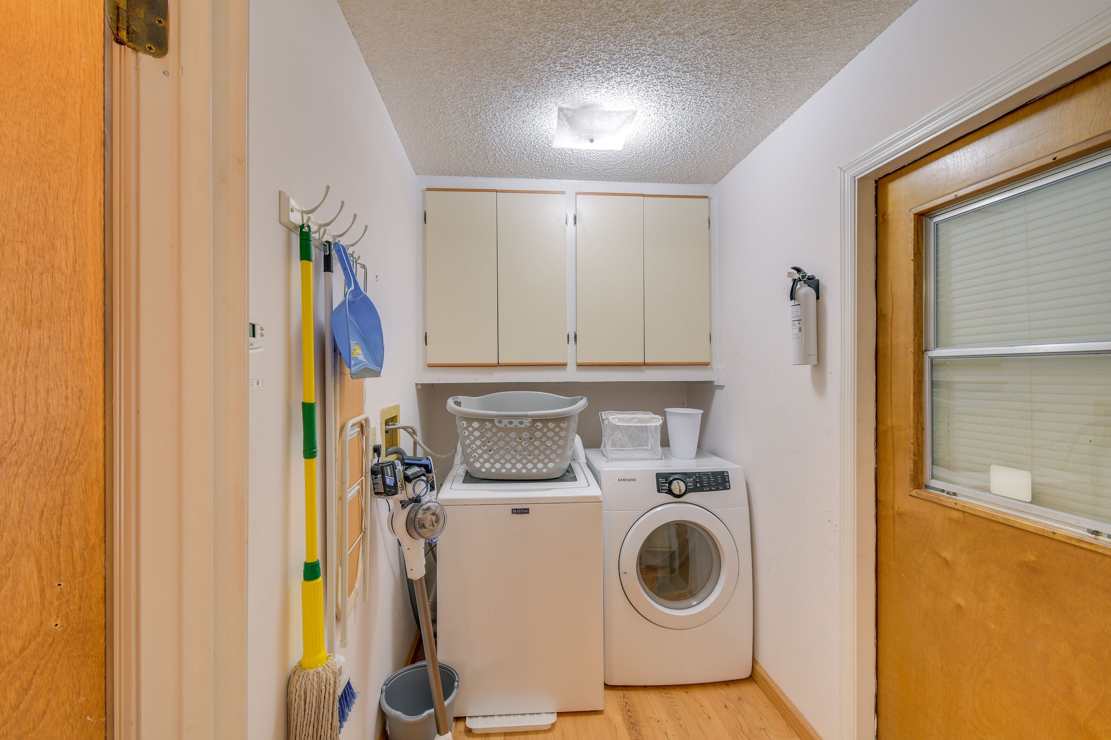 Laundry | Detergent Provided
