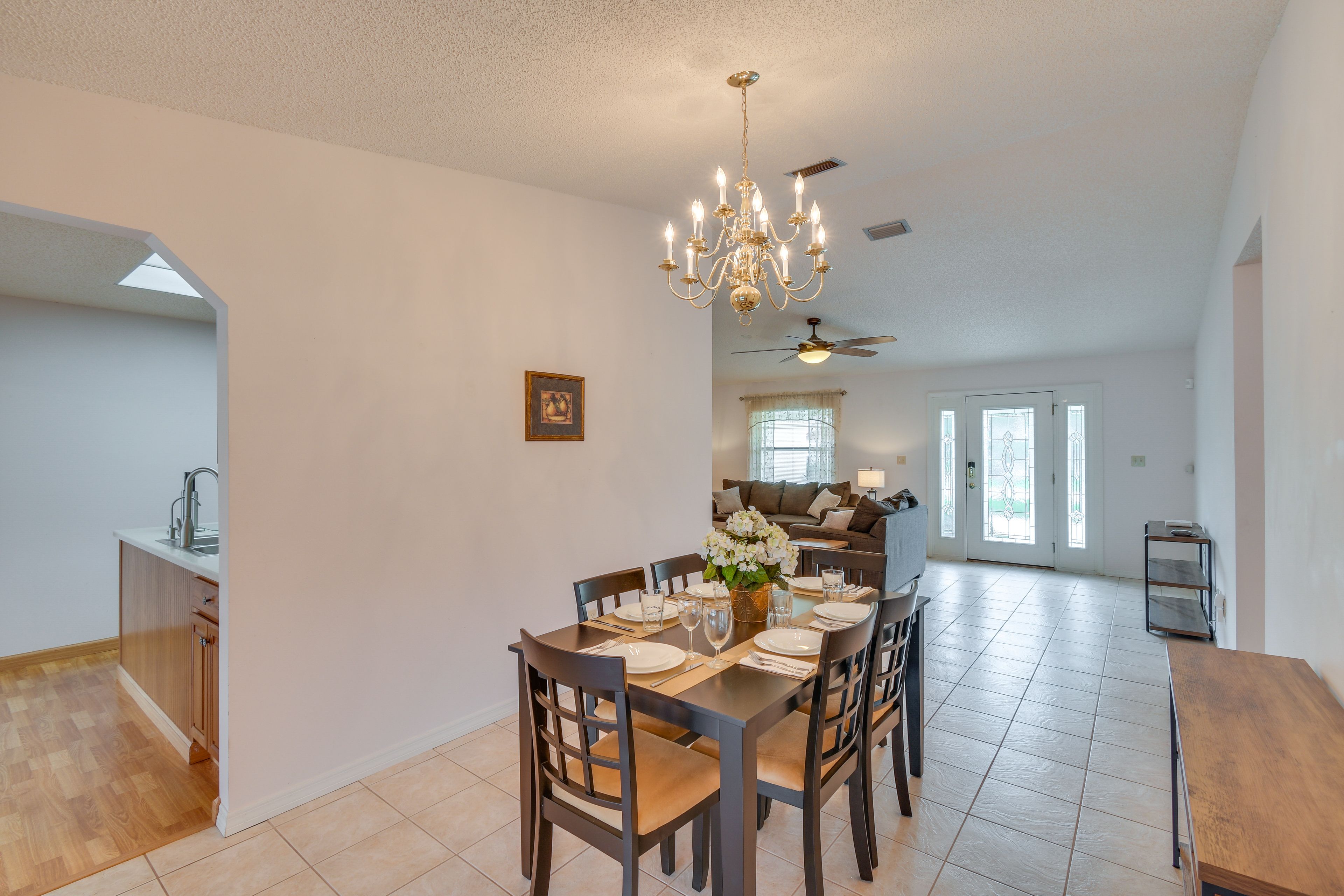 Dining Area | Dishware/Flatware