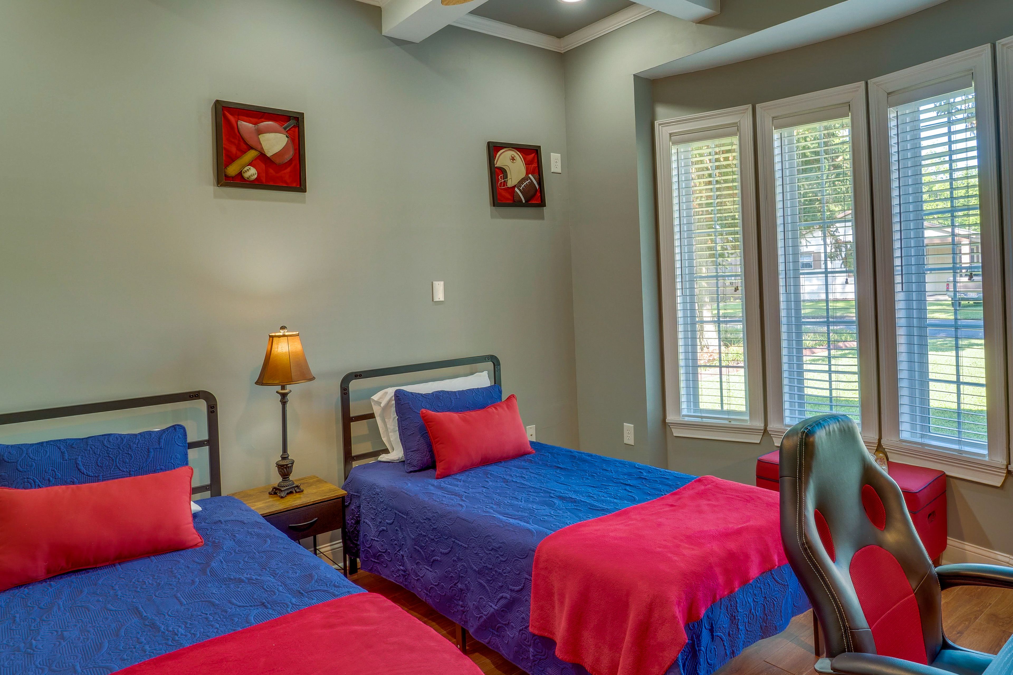 Bedroom 5 | 2 Twin Beds