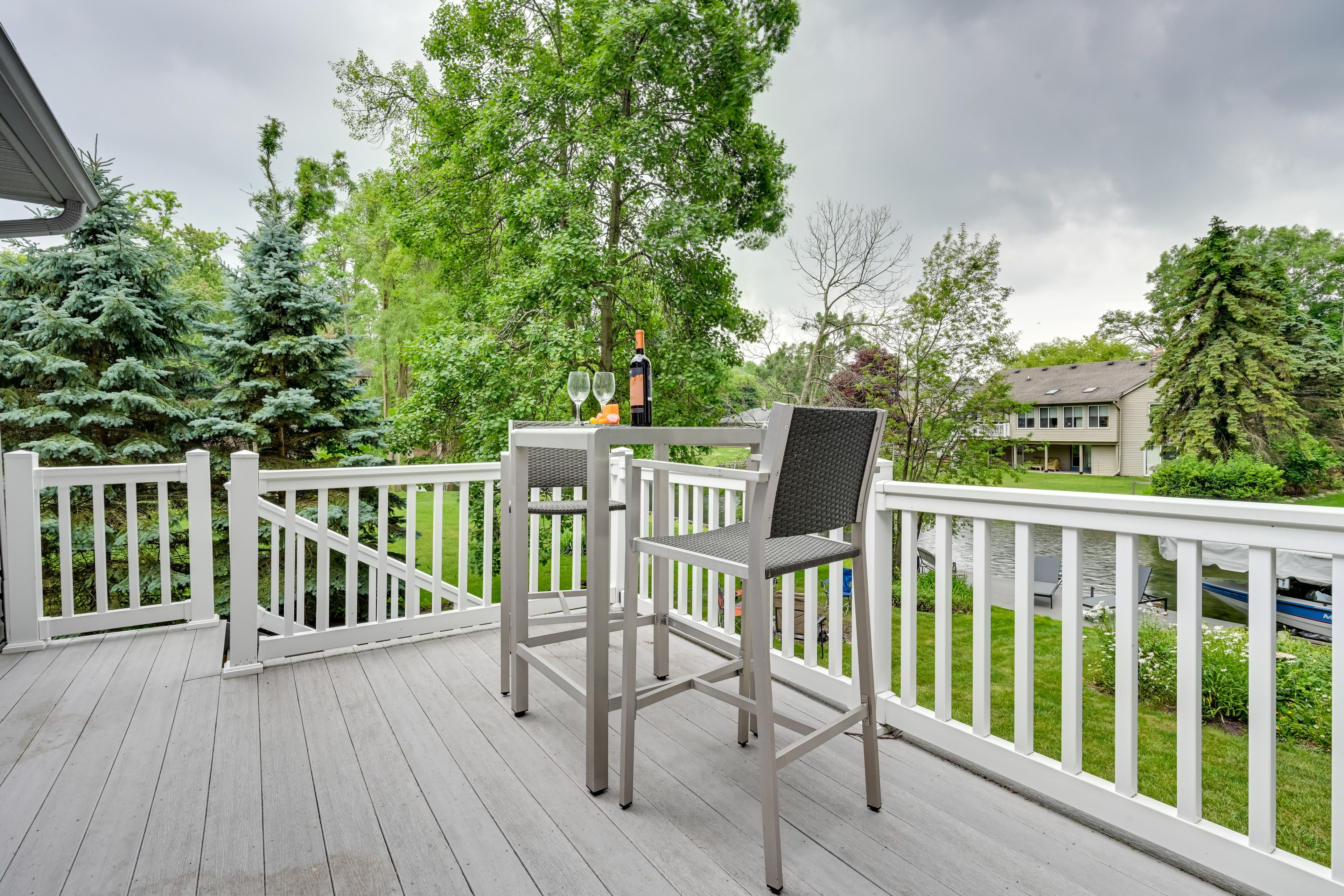 Deck | Canal View