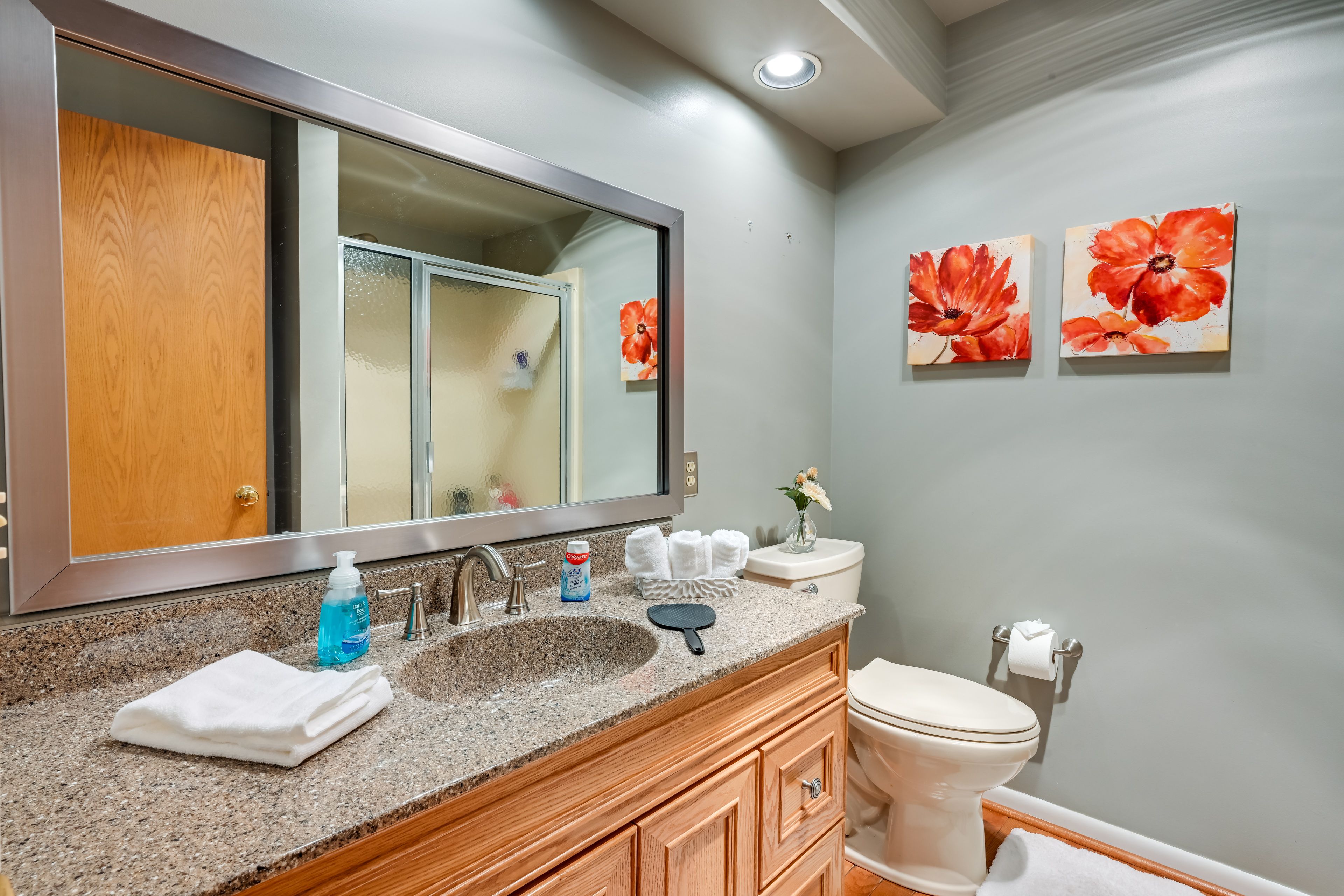 Full Bathroom