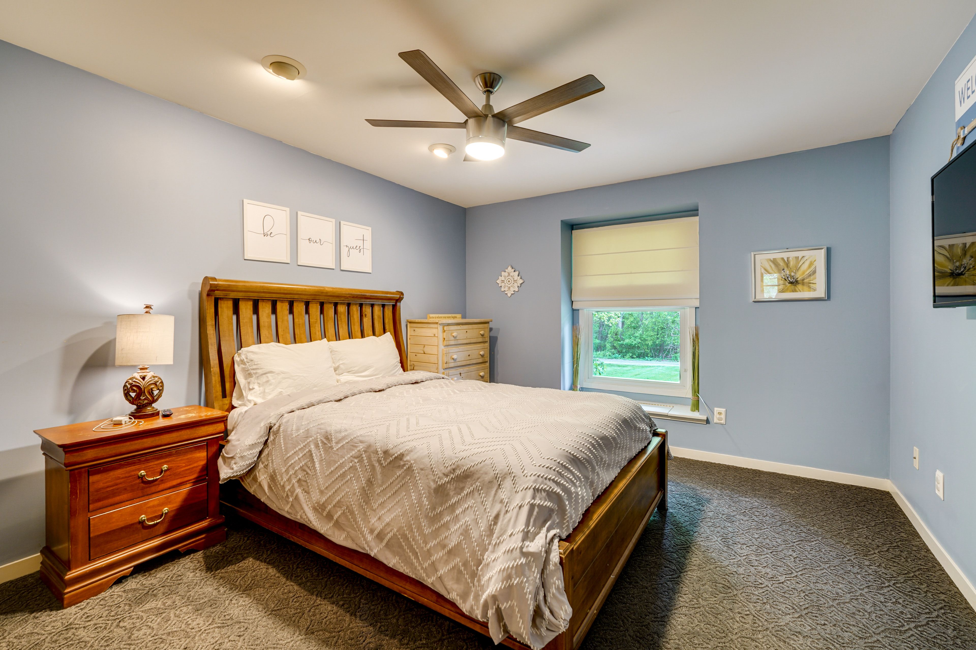 Bedroom 2 | Queen Bed