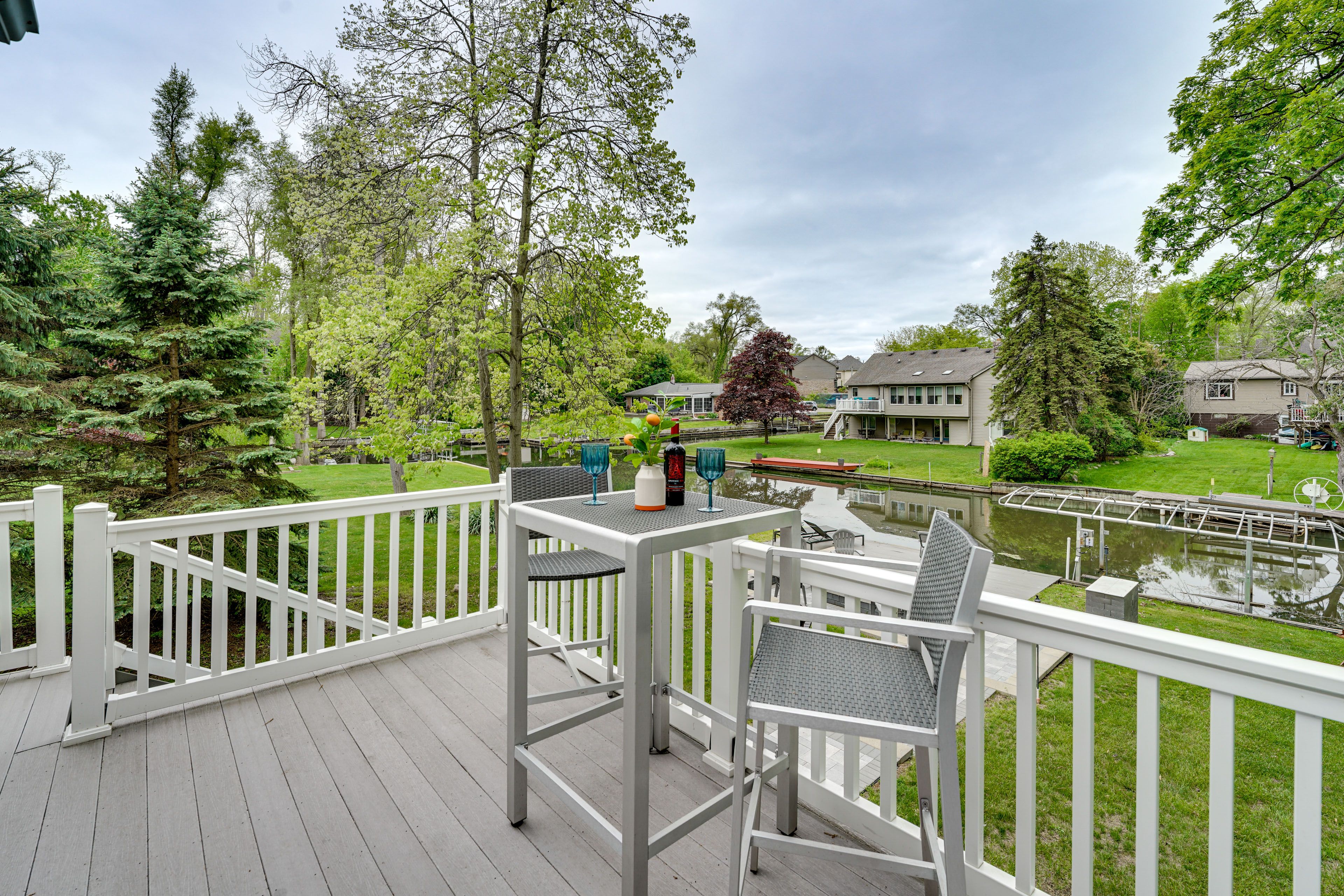 Deck | Canal View