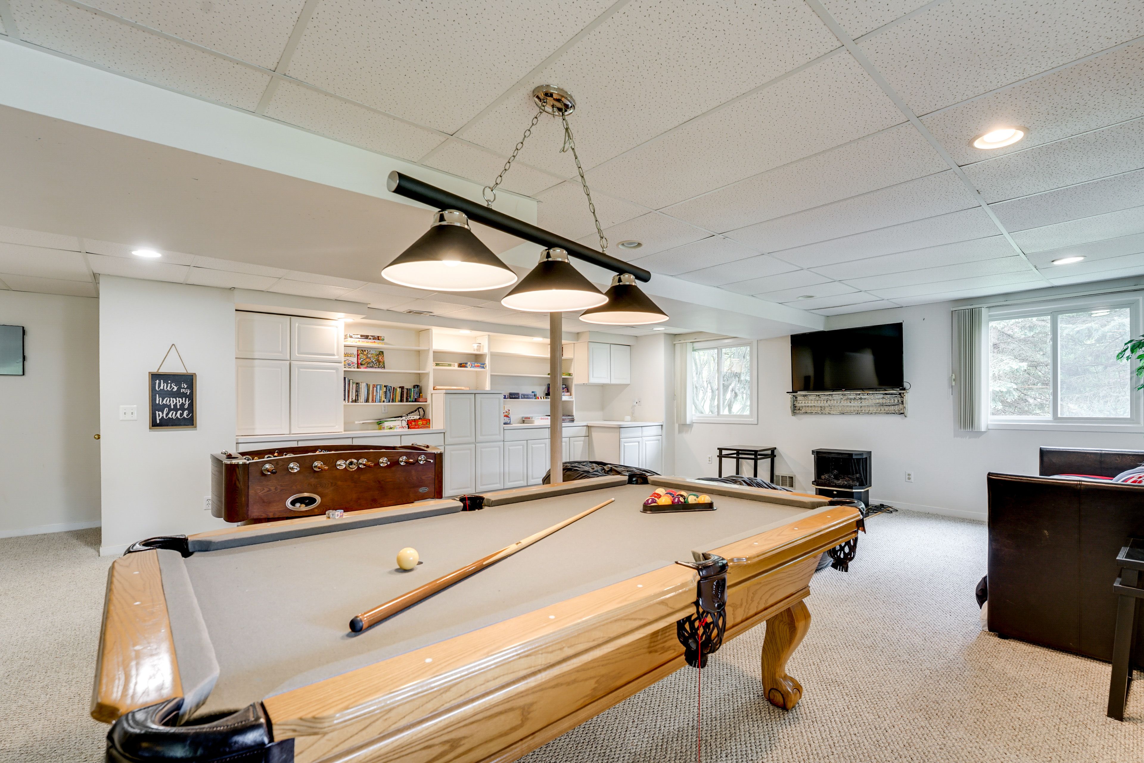 Game Room | Pool & Foosball Tables | Wet Bar | Twin Daybed w/ Twin Trundle