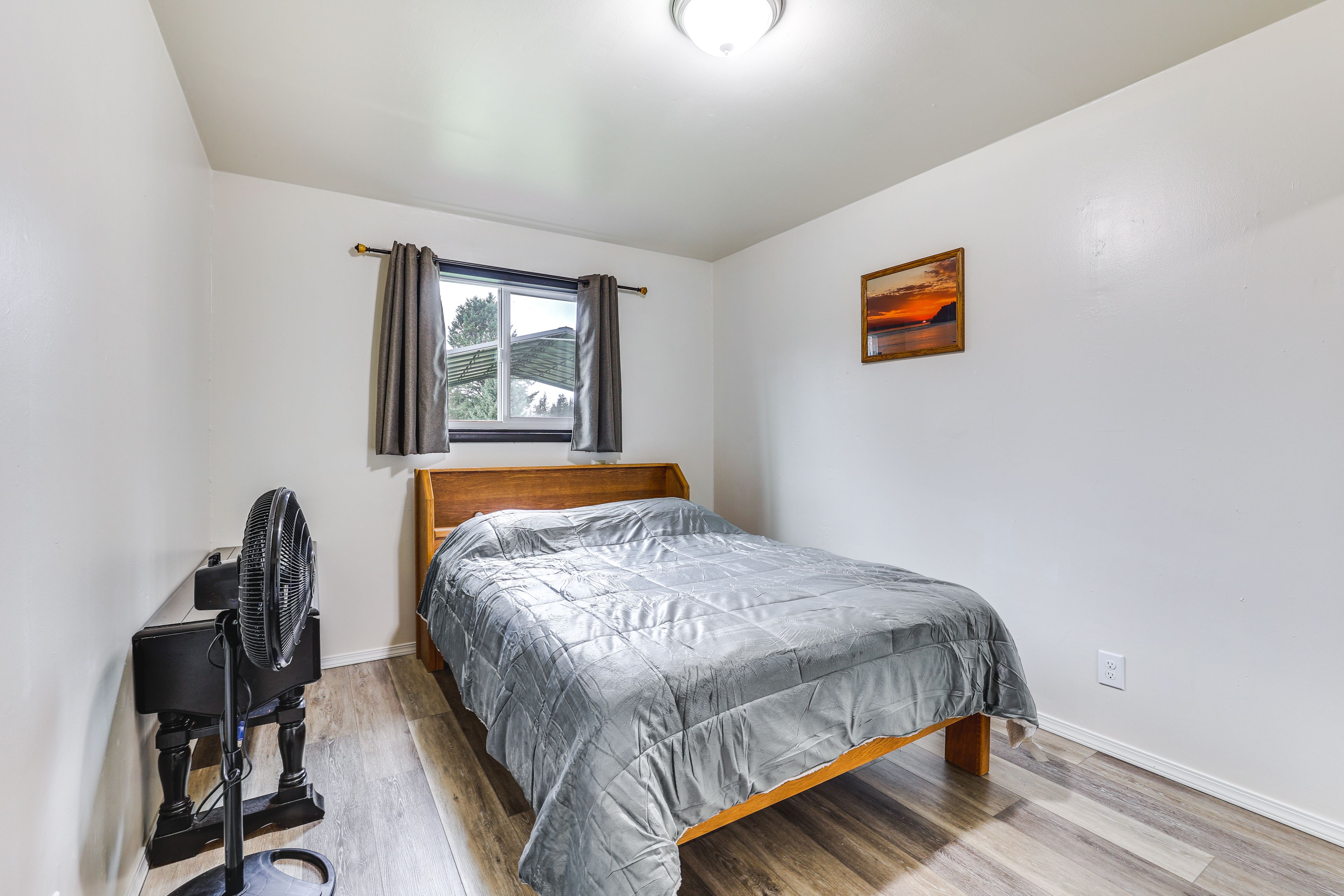 Bedroom 3 | Queen Bed | Towels Provided