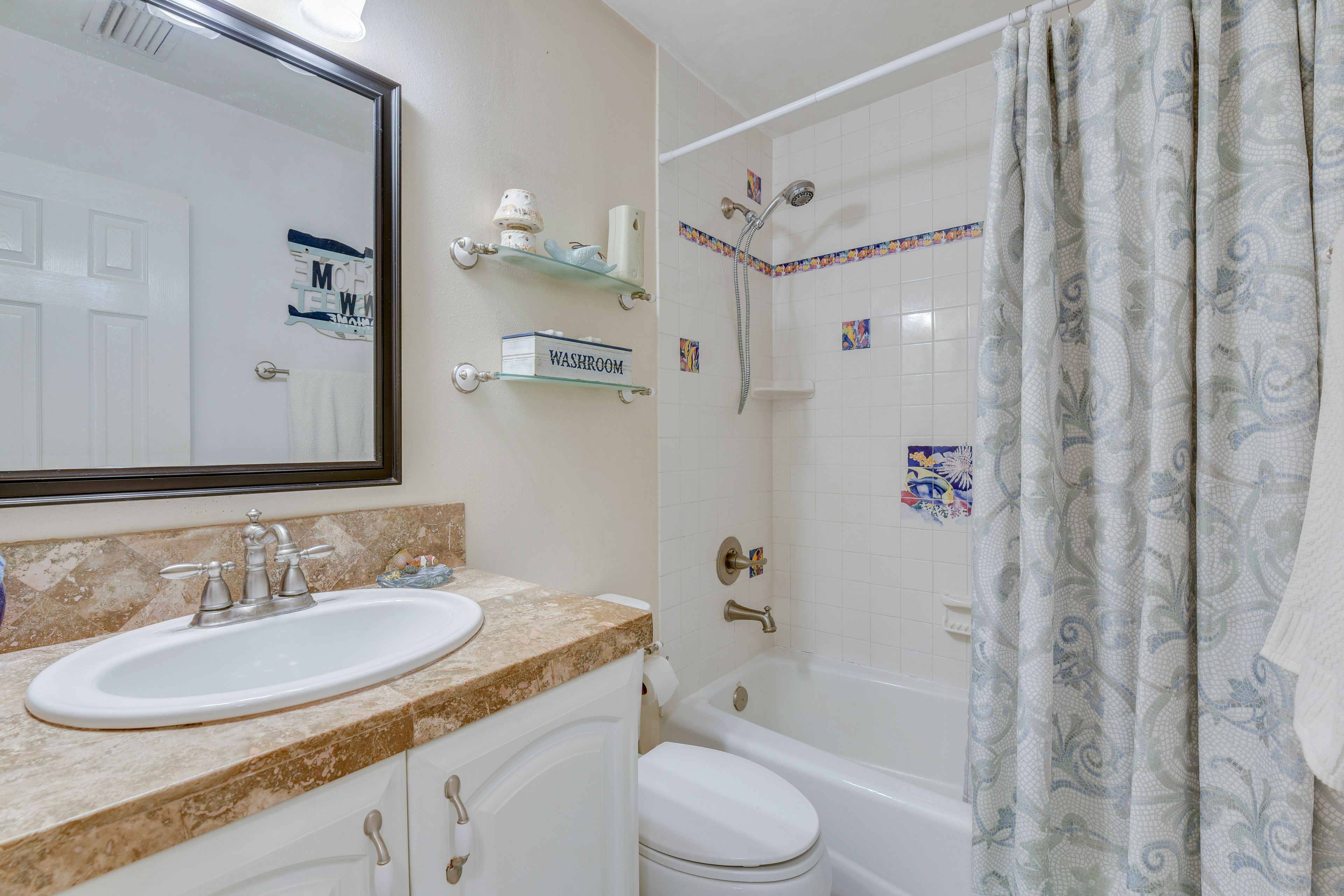 Full Bathroom