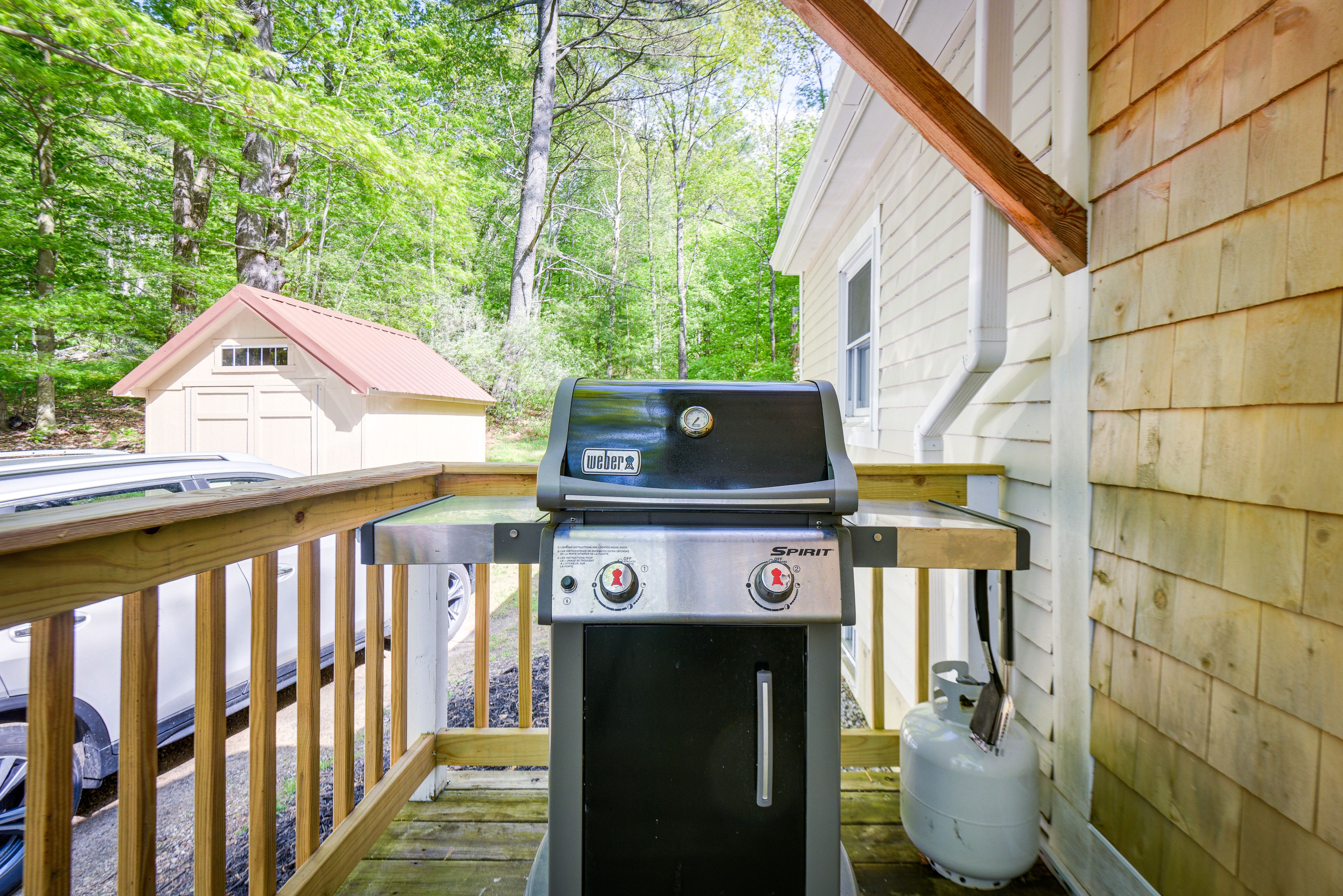 Front Deck | Gas Grill
